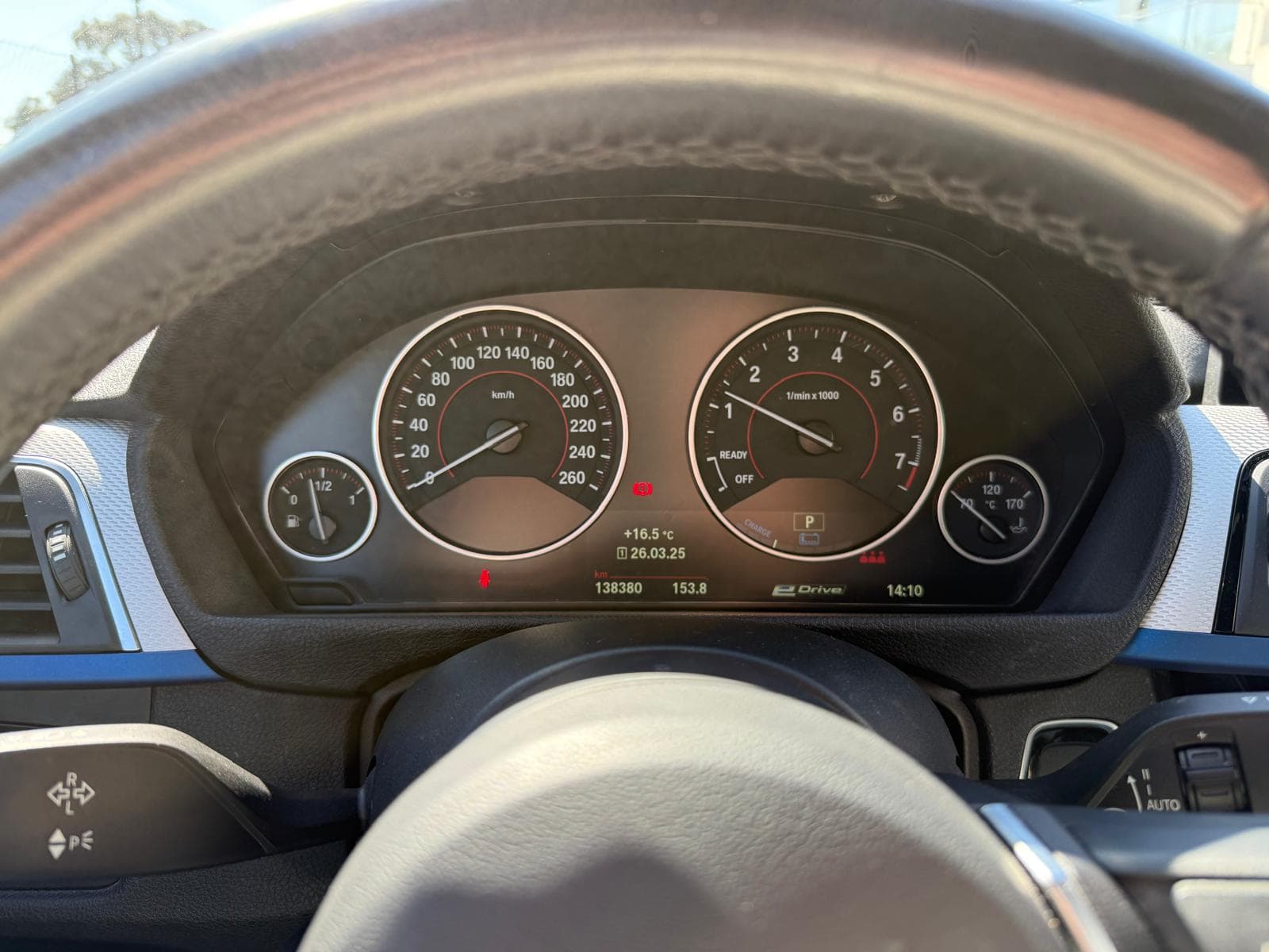 BMW 330E · Ano 2018 — imagem 8