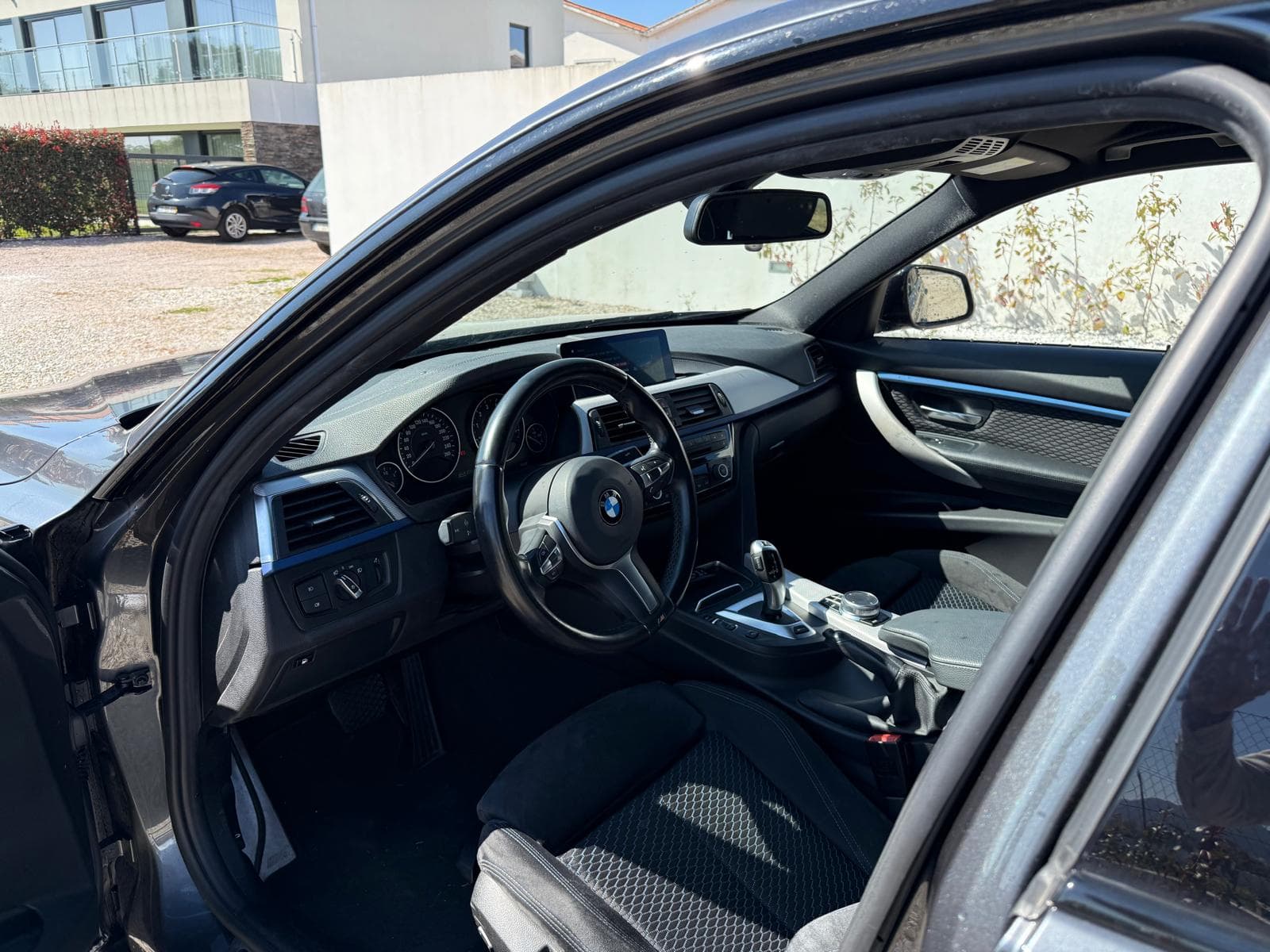 BMW 330E · Ano 2018 — imagem 5