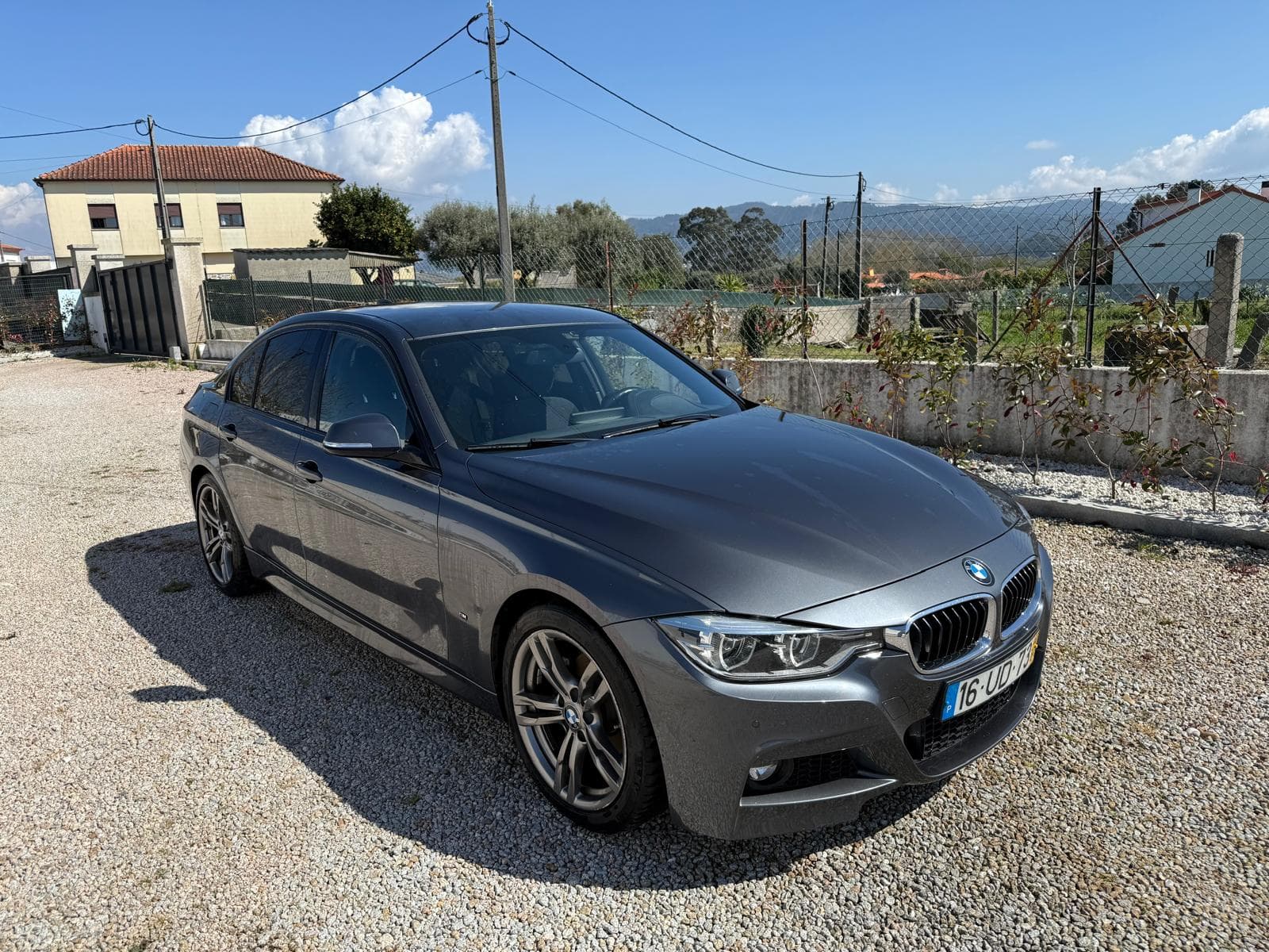 BMW 330E · Ano 2018 — imagem 1