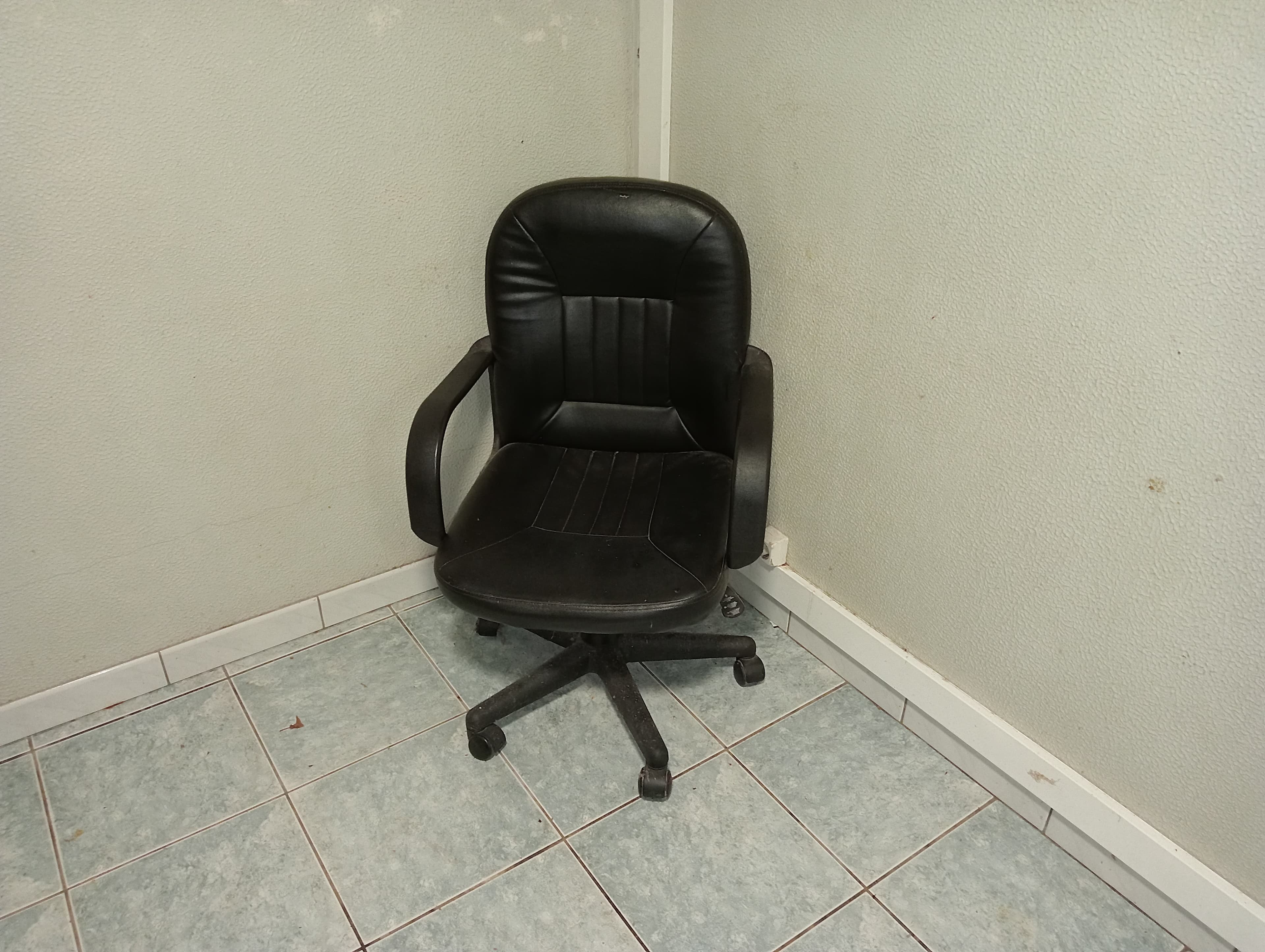 Office Equipment — image 4