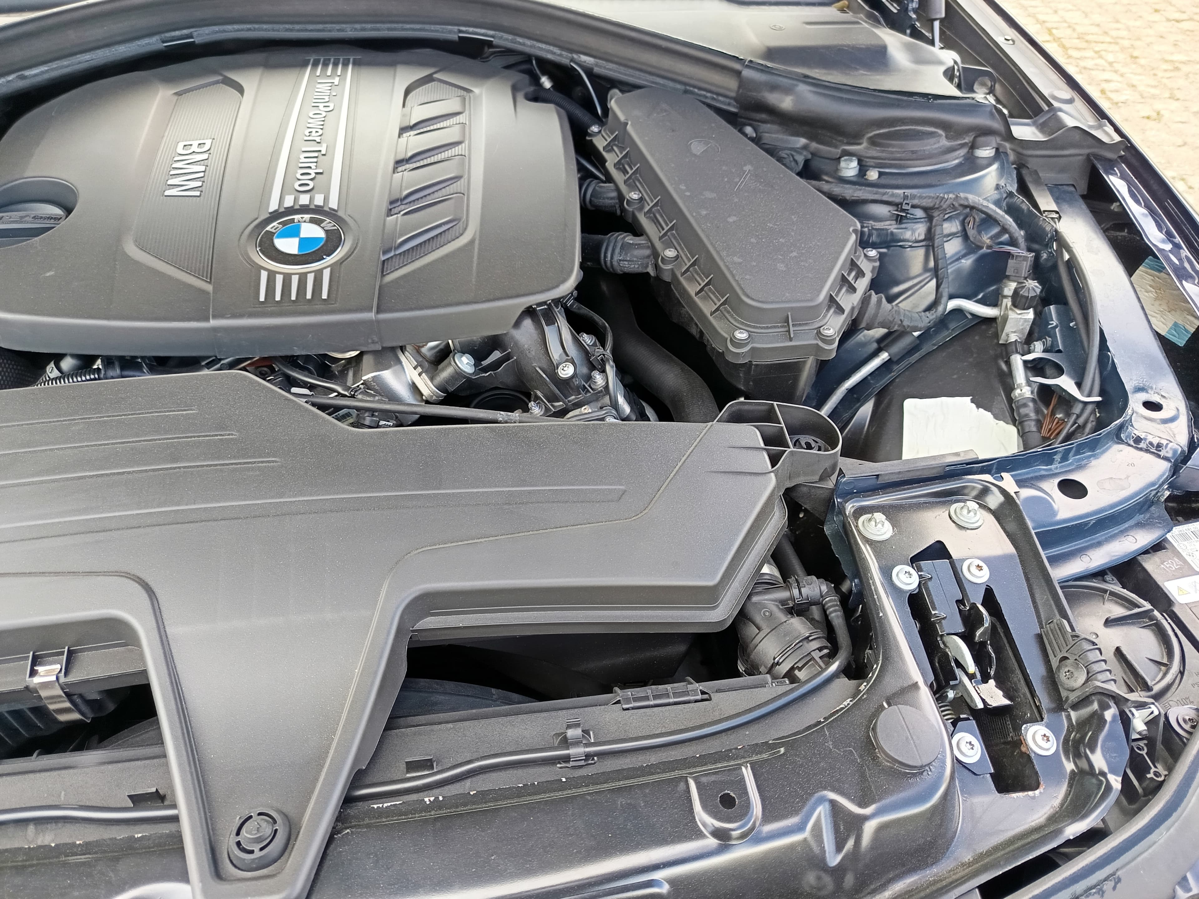 BMW 420D · Ano 2014 — imagem 17