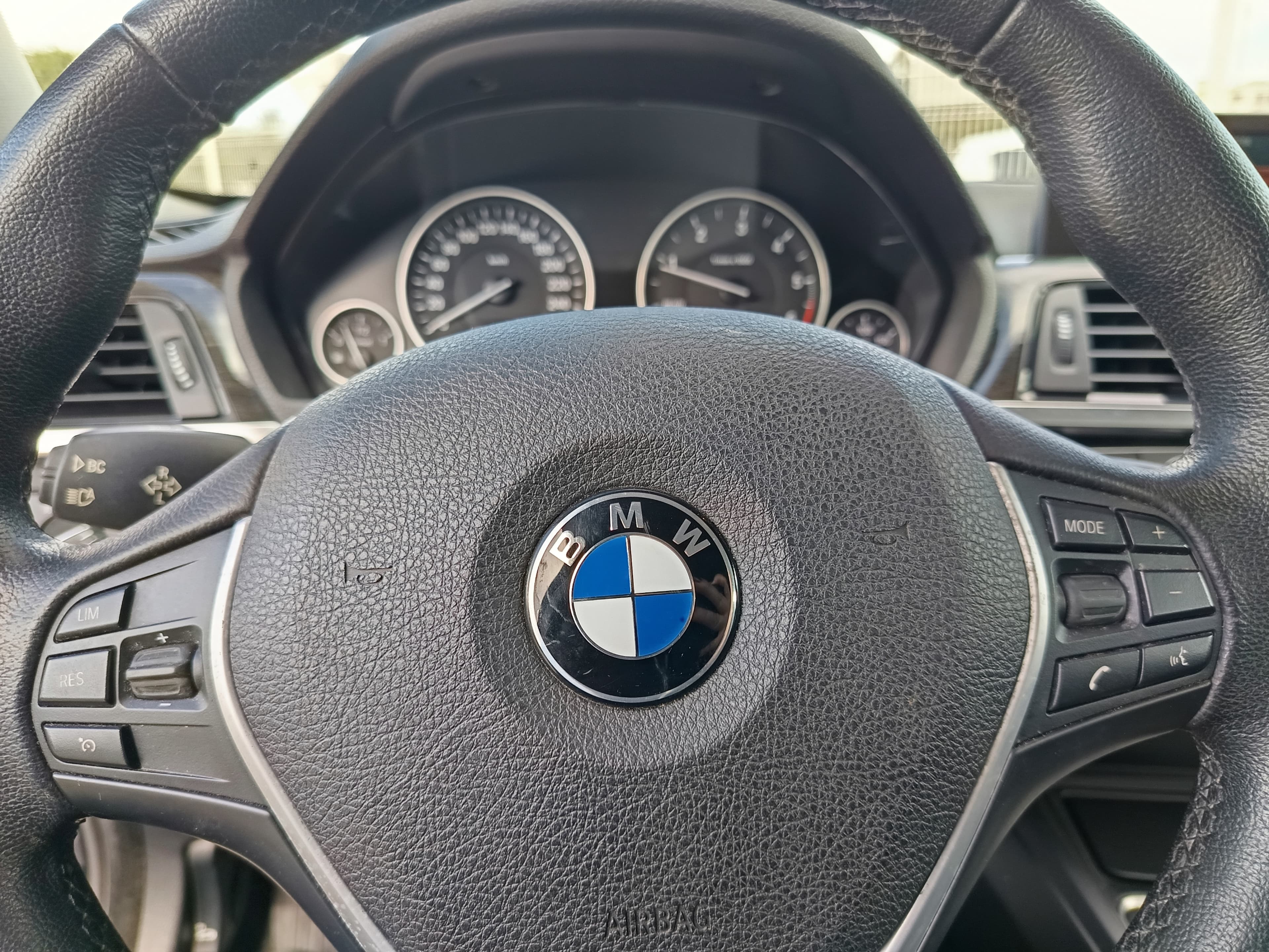 BMW 420D · Ano 2014 — imagem 39