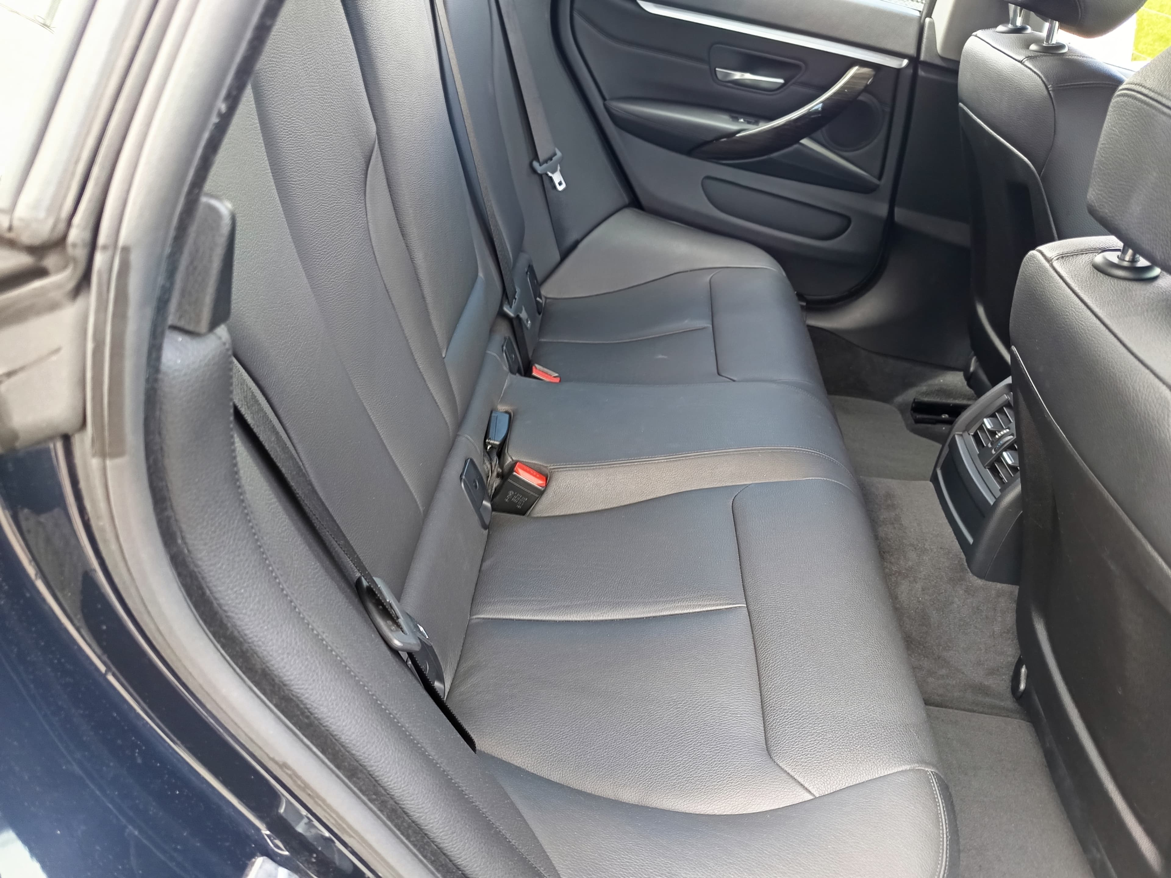 BMW 420D · Ano 2014 — imagem 22