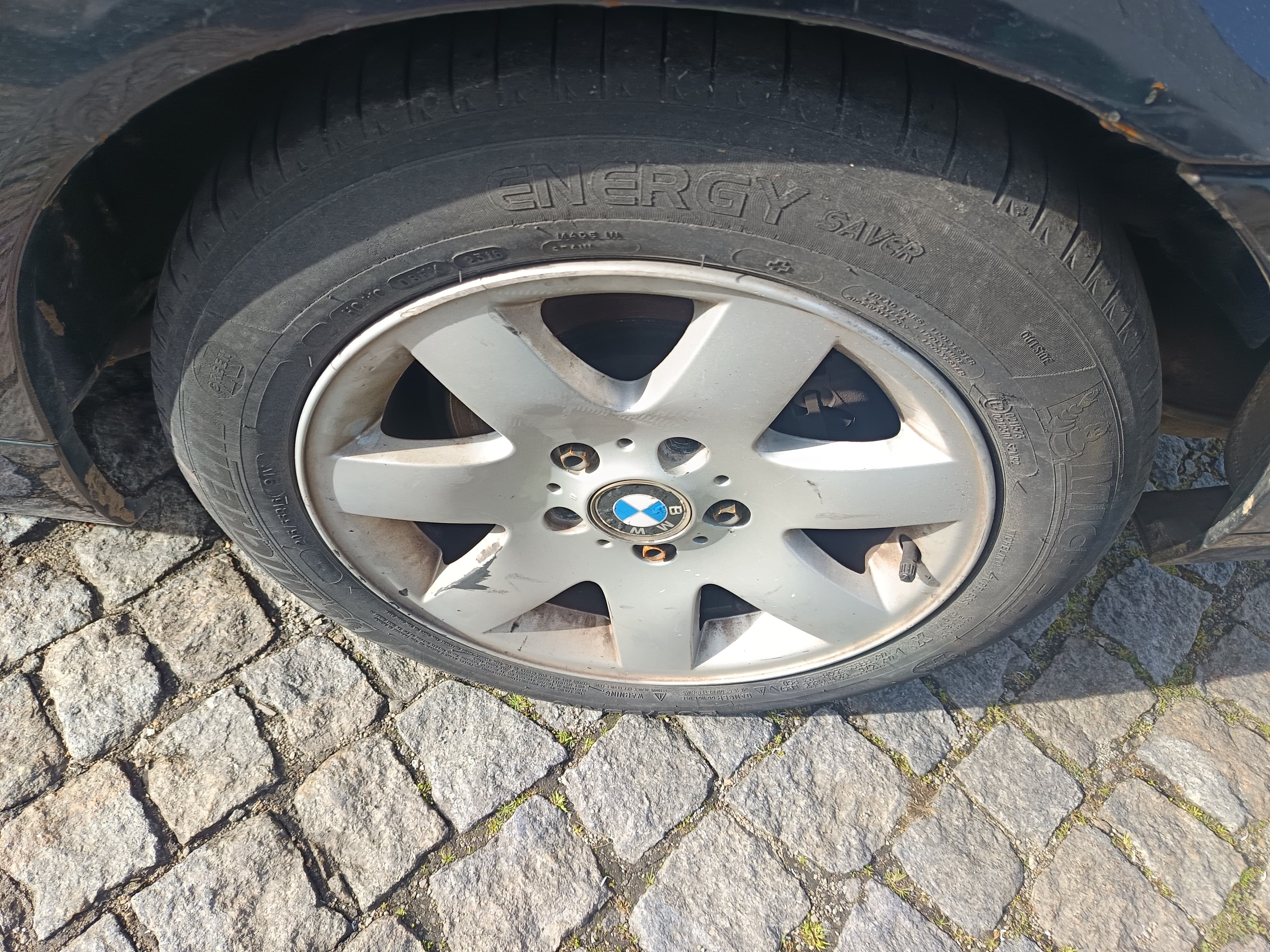 BMW 320D · Ano 2004 — imagem 12
