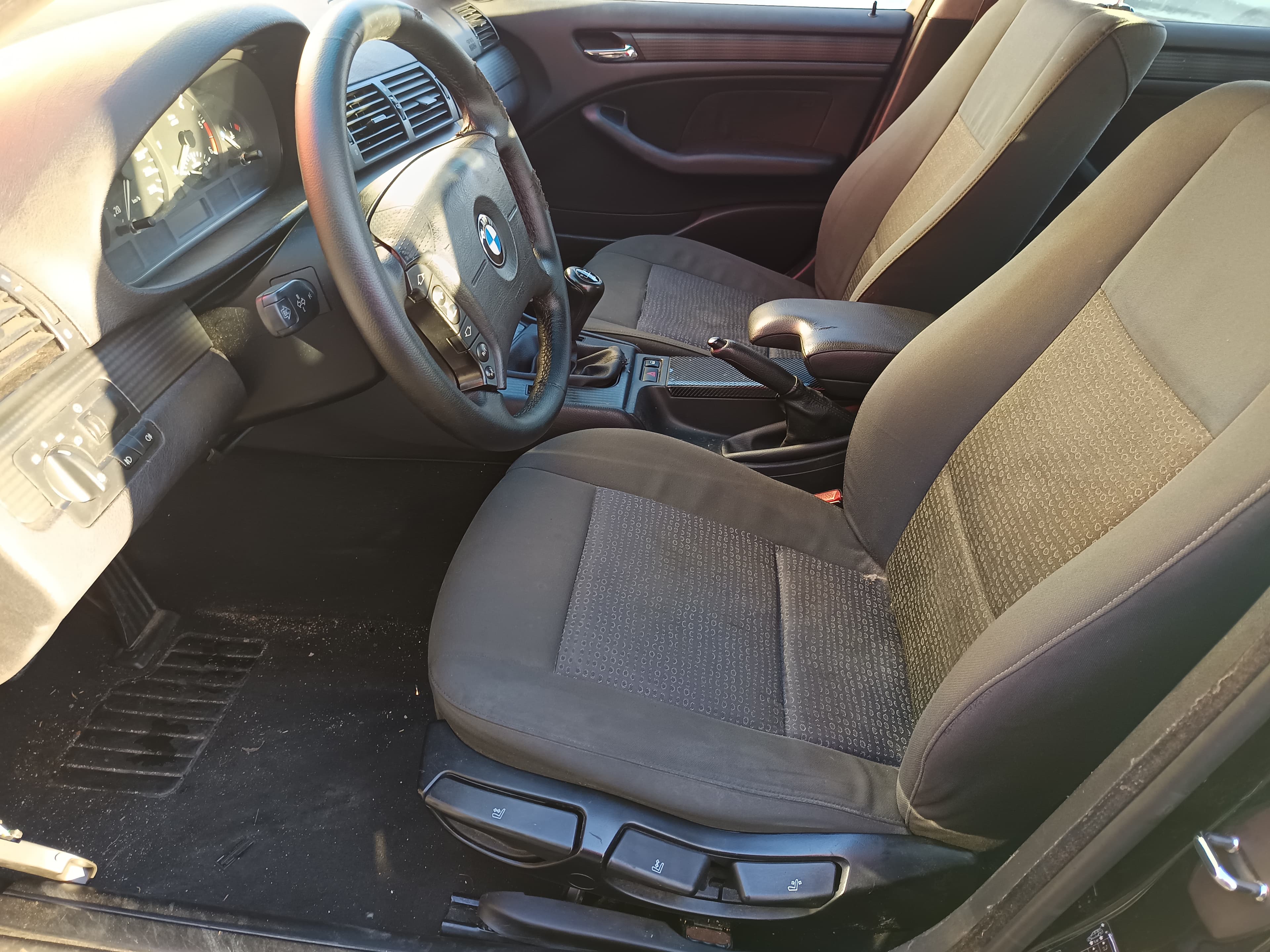 BMW 320D · Ano 2004 — imagem 40