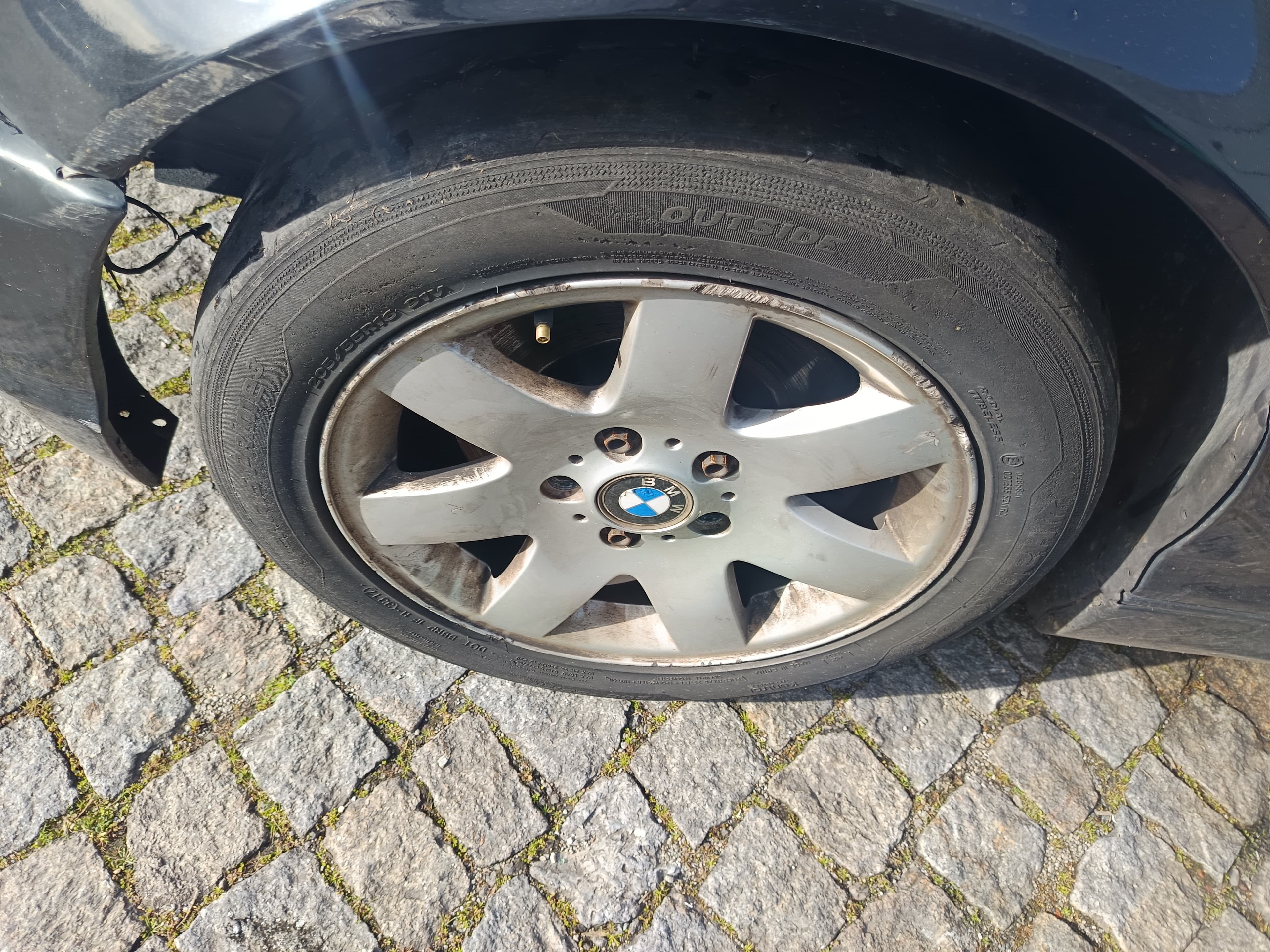 BMW 320D · Ano 2004 — imagem 16