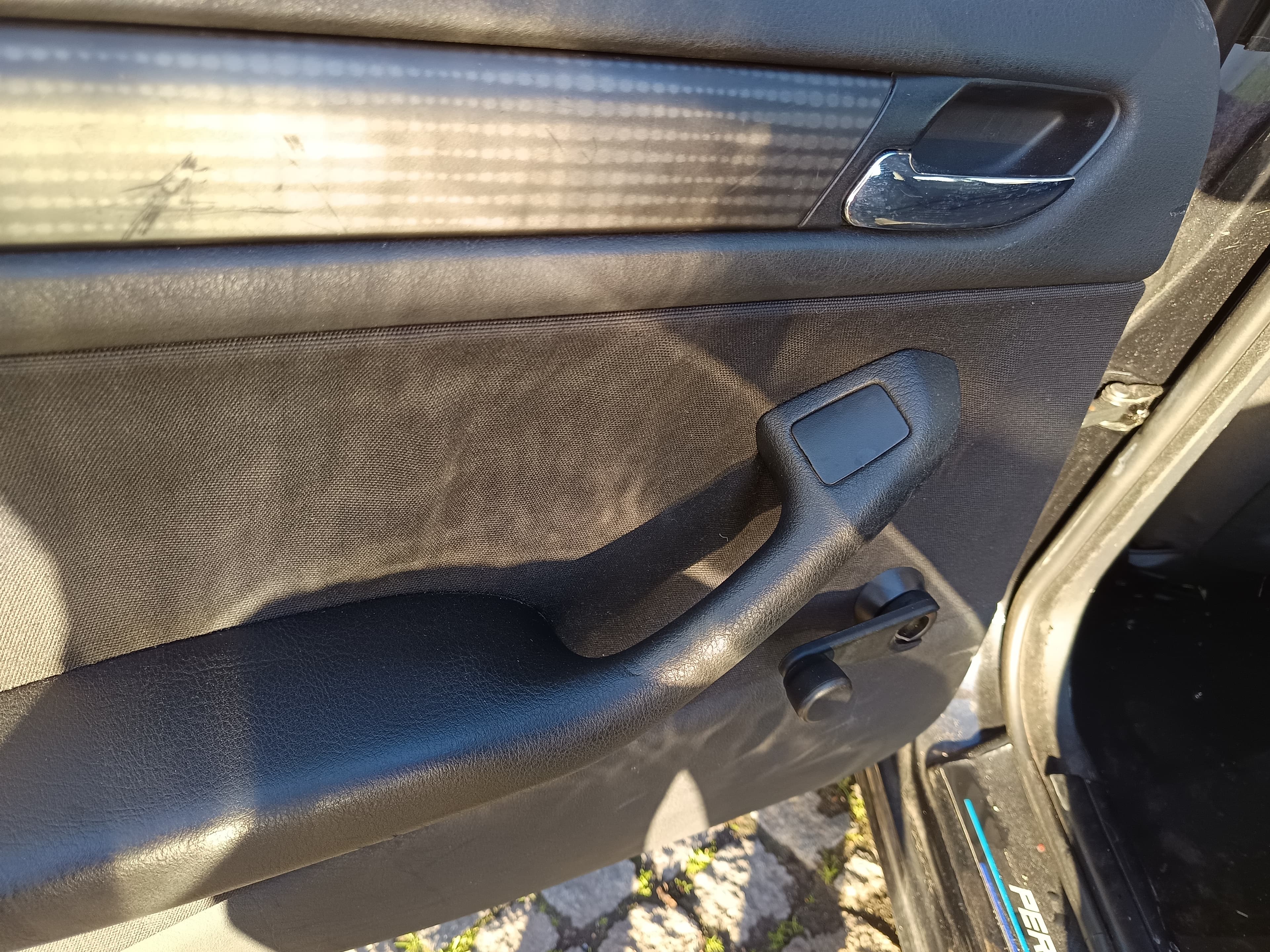 BMW 320D · Ano 2004 — imagem 36