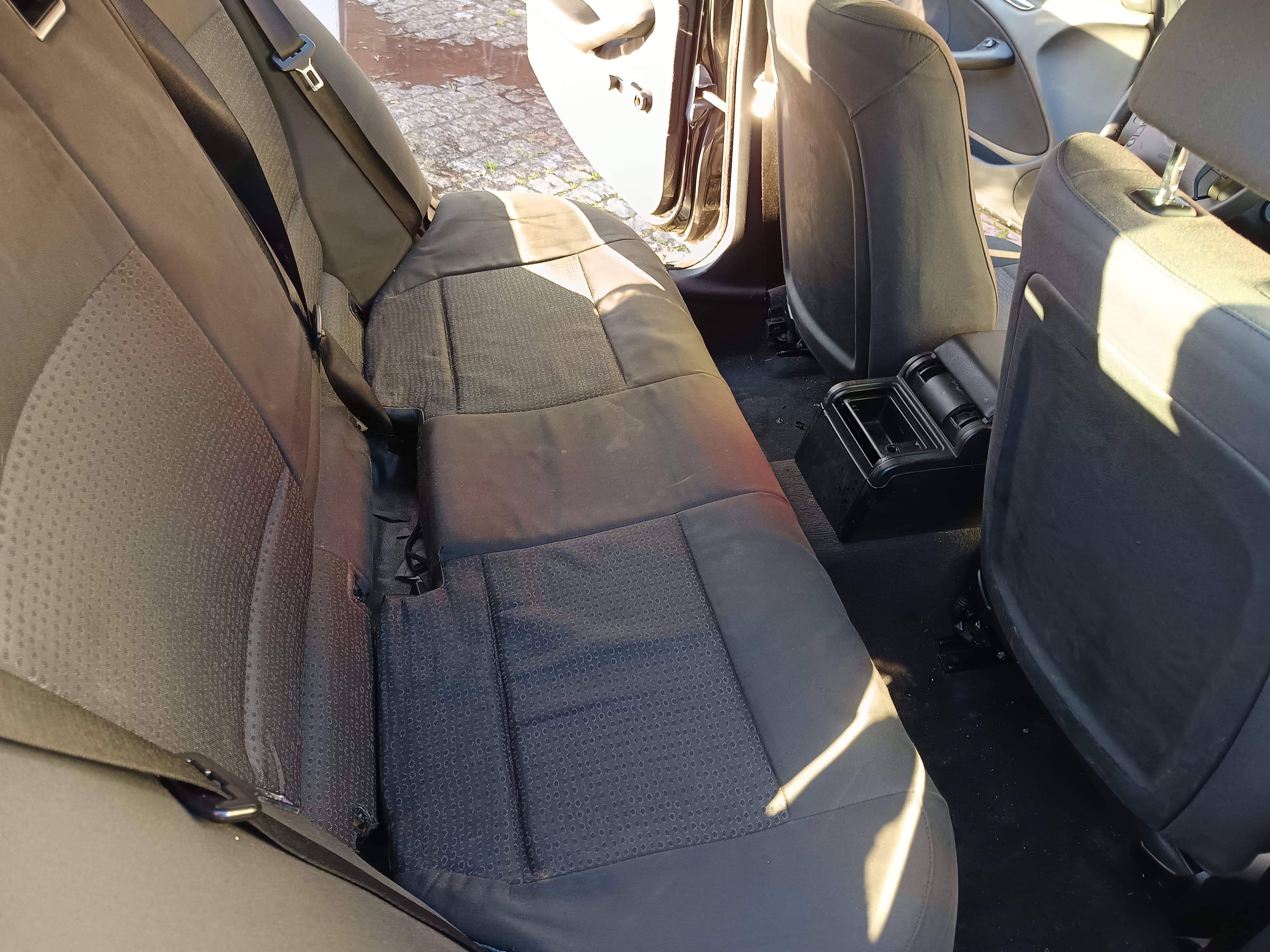BMW 320D · Ano 2004 — imagem 32