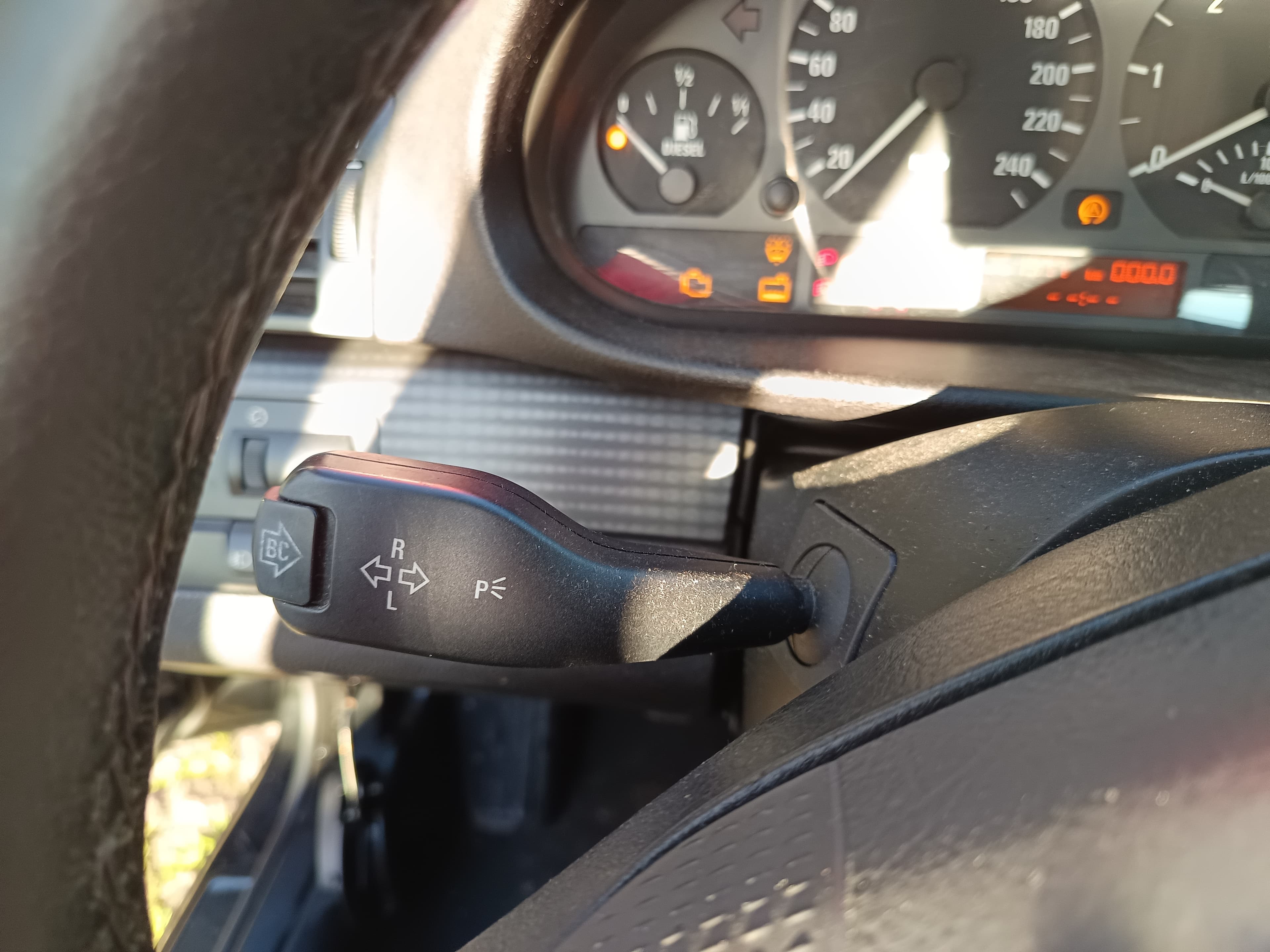 BMW 320D · Ano 2004 — imagem 26