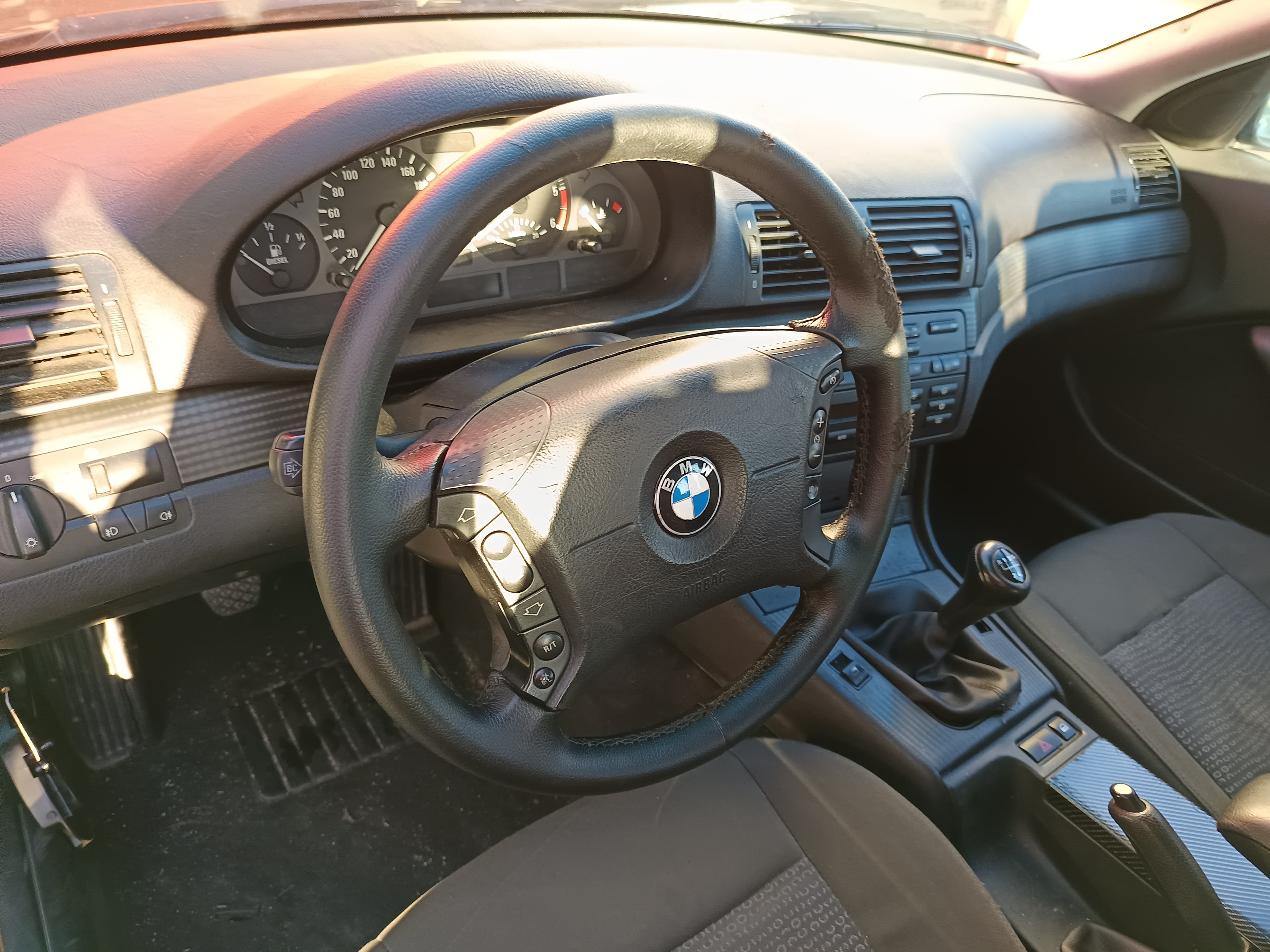 BMW 320D · Ano 2004 — imagem 42