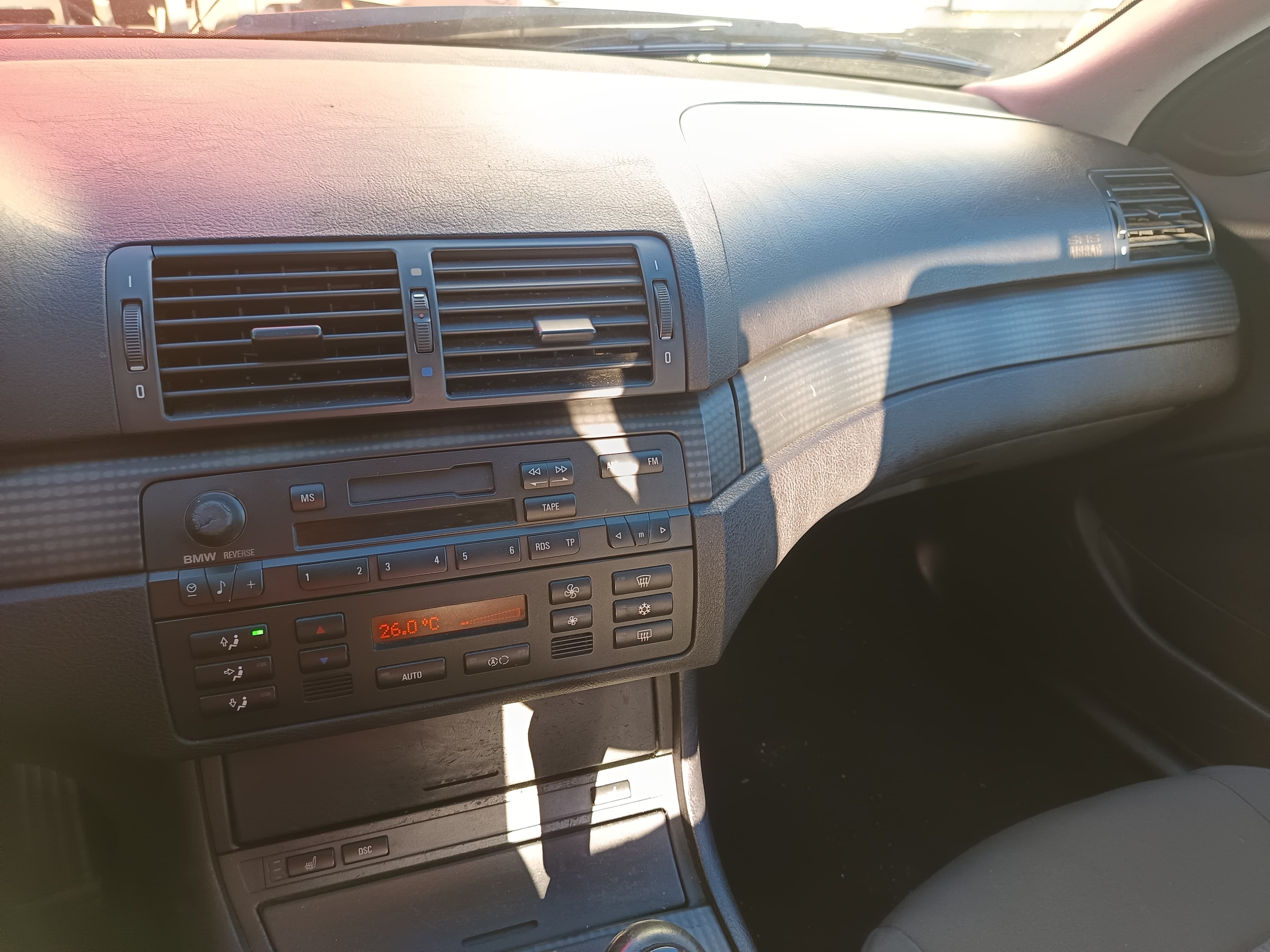 BMW 320D · Ano 2004 — imagem 21