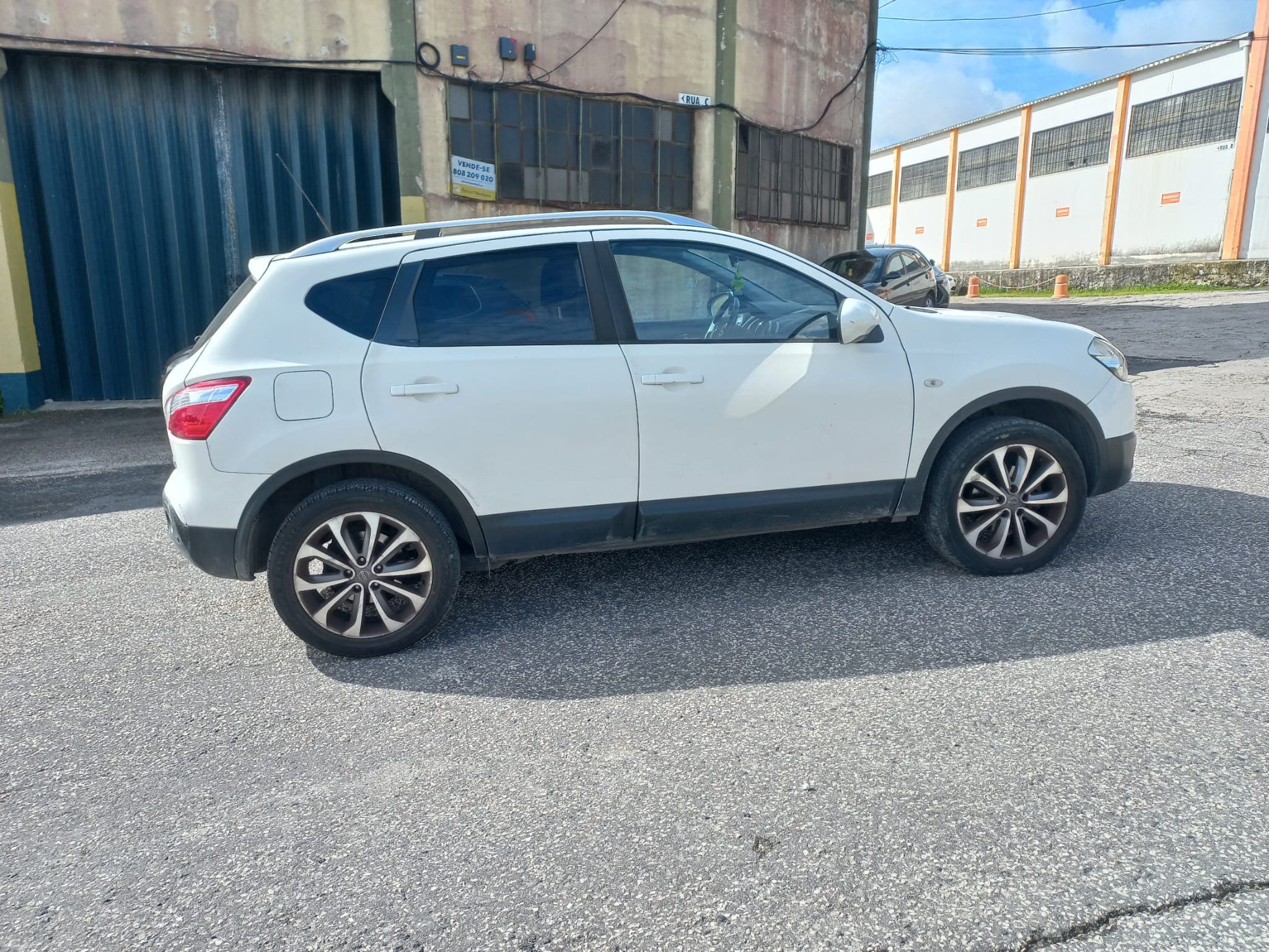 Nissan Qashqai · Ano 2010 — imagem 8