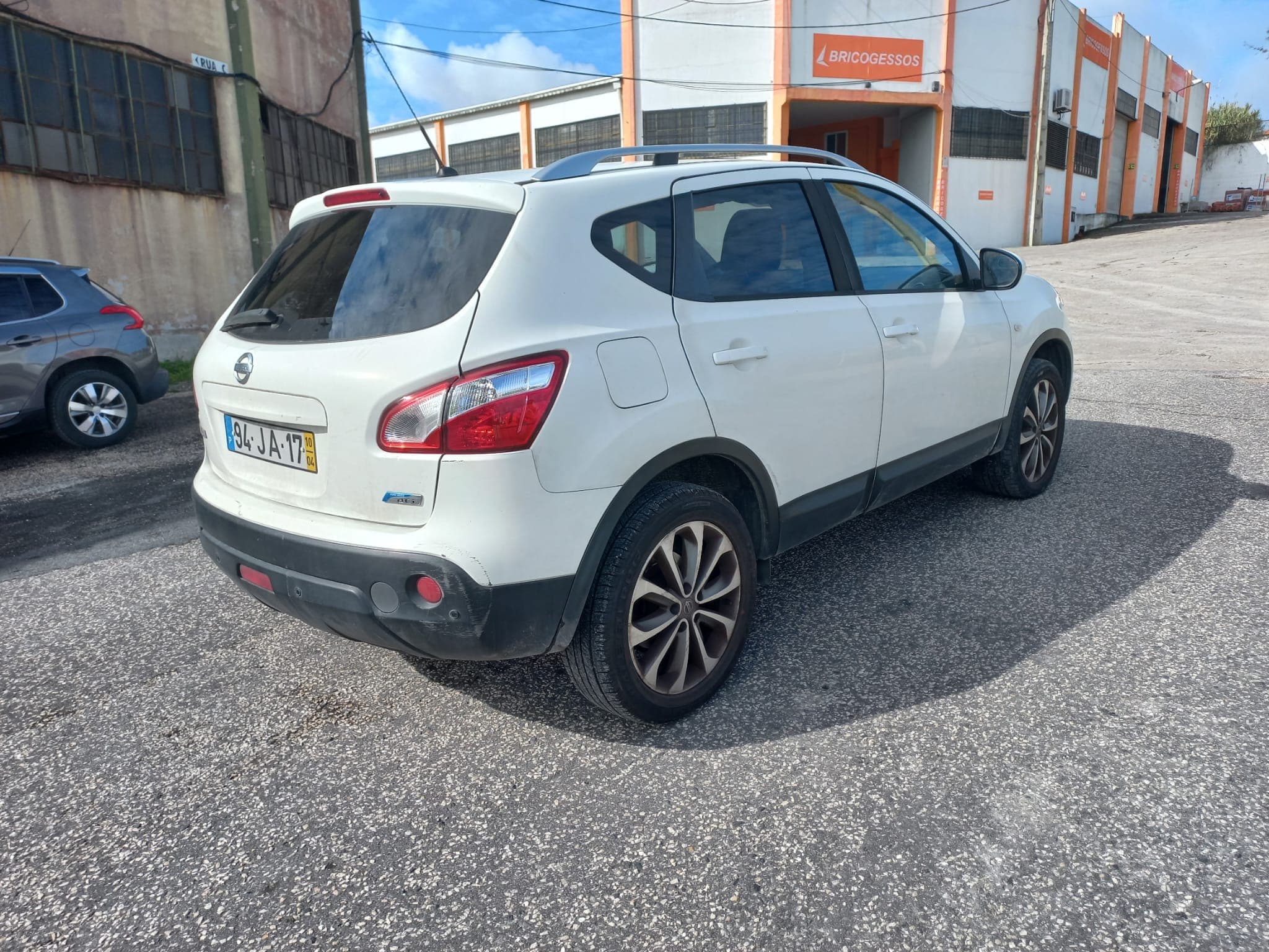 Nissan Qashqai · Ano 2010 — imagem 4