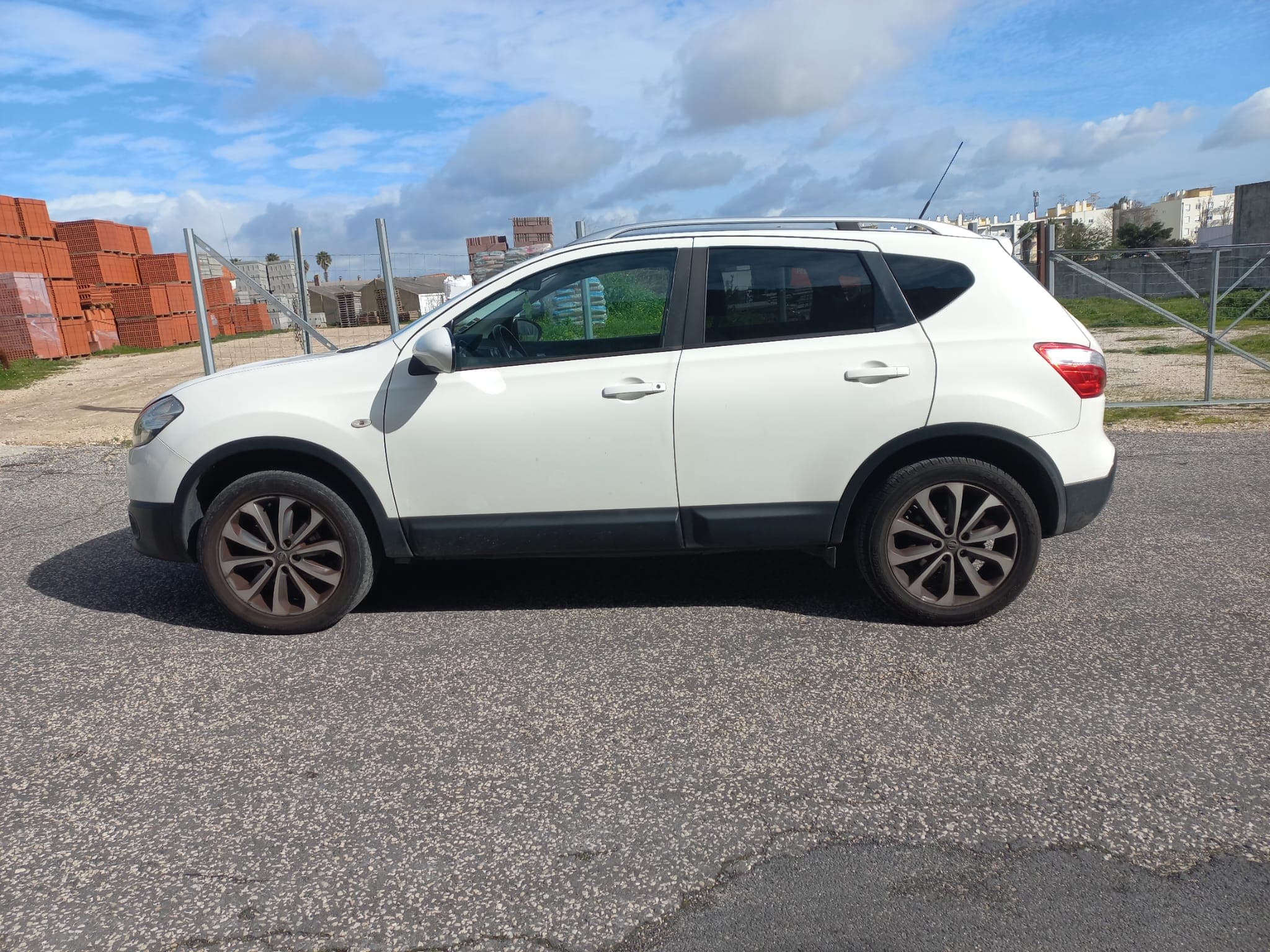 Nissan Qashqai · Ano 2010 — imagem 7