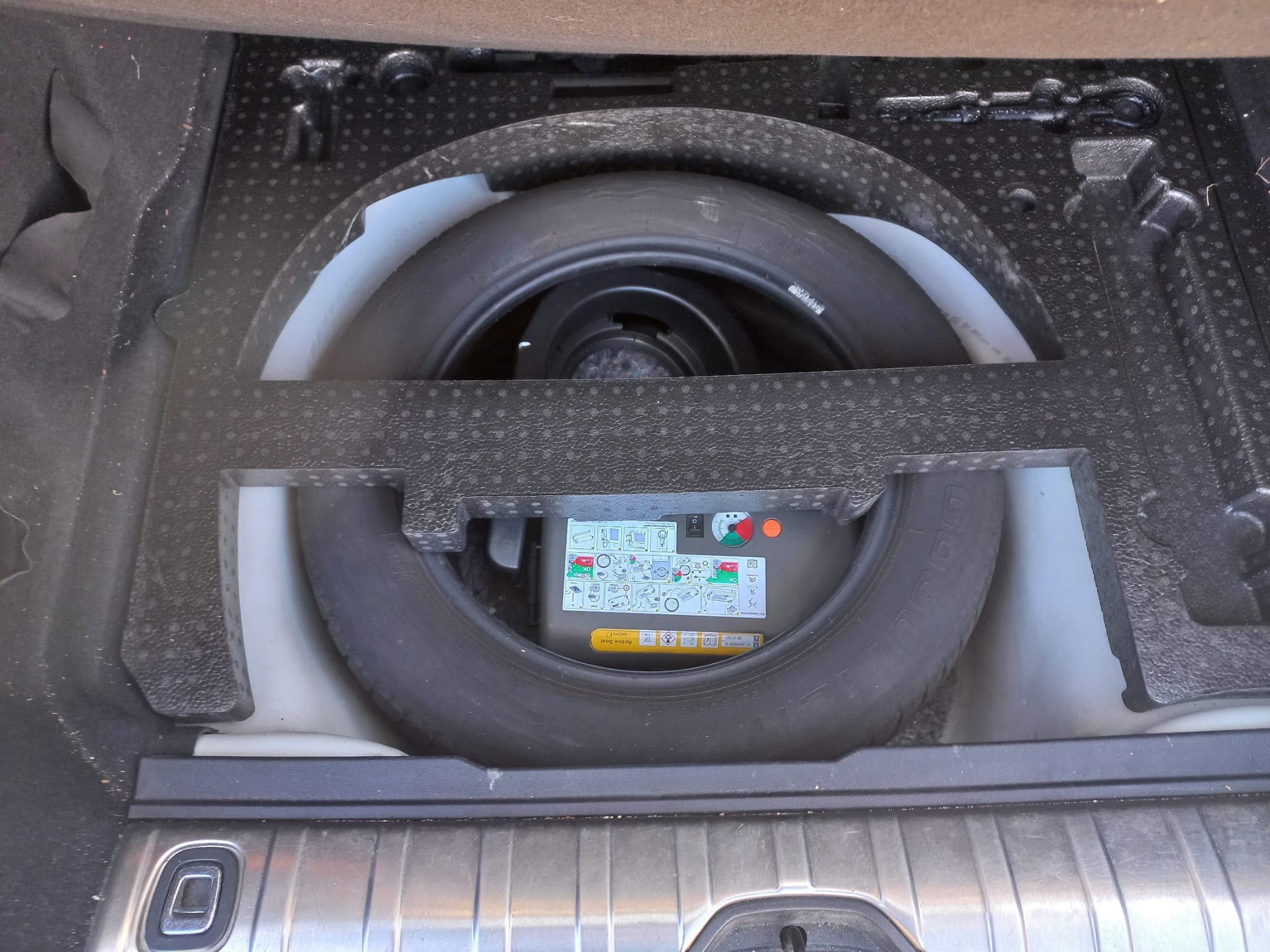 Peugeot 2008 · Ano 2014 — image 12