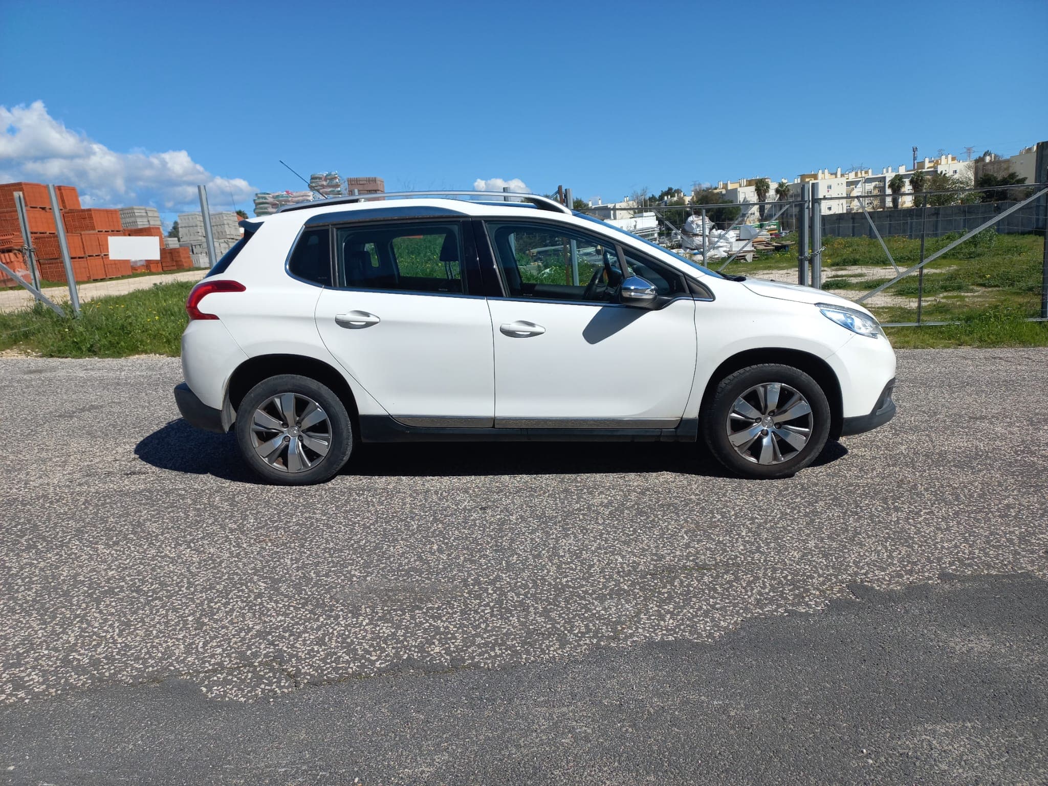 Peugeot 2008 · Ano 2014 — image 7