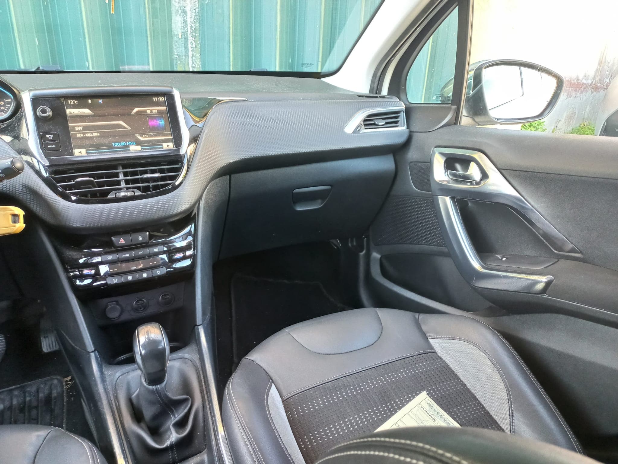 Peugeot 2008 · Ano 2014 — image 24