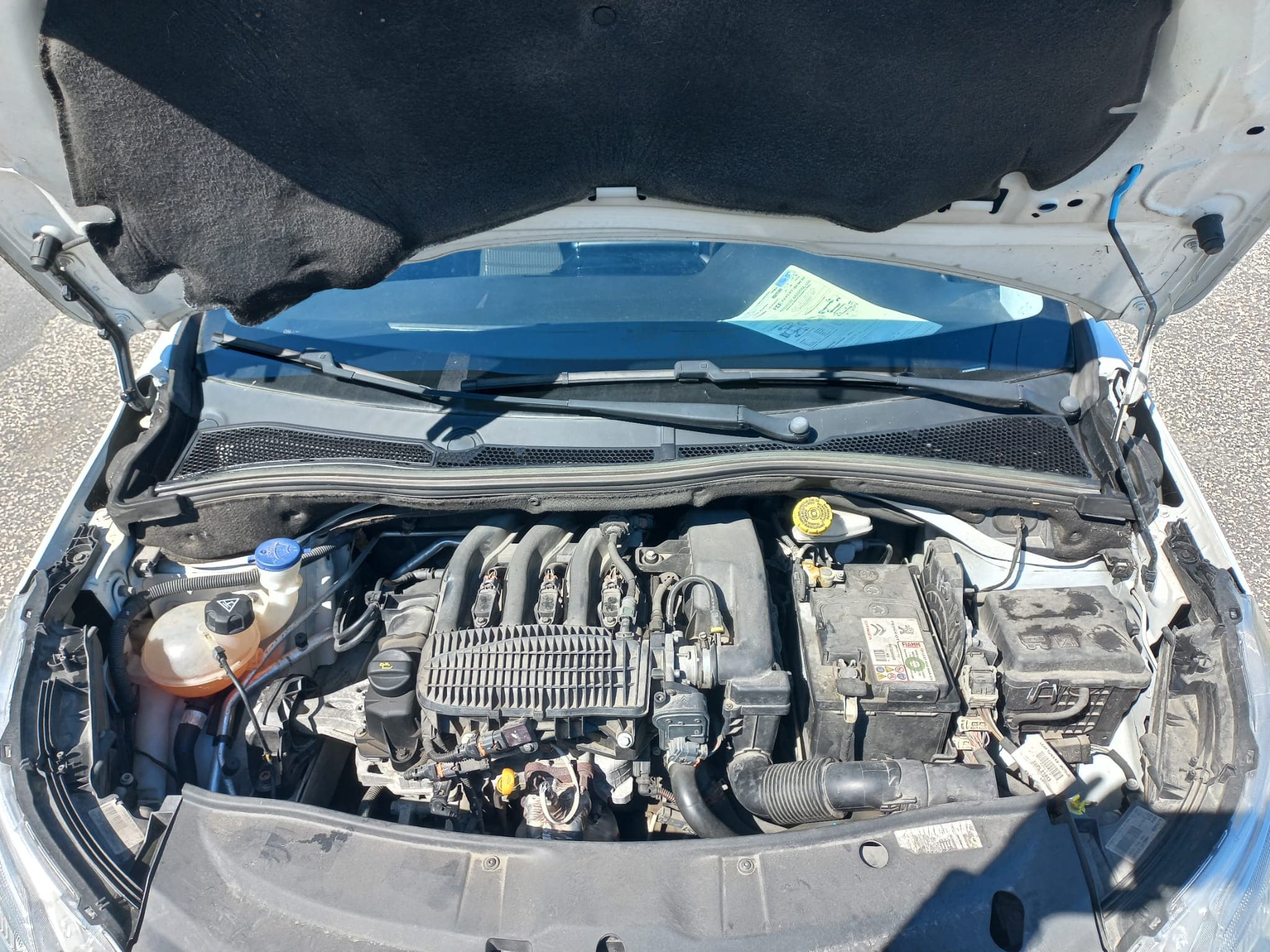 Peugeot 2008 · Ano 2014 — image 15