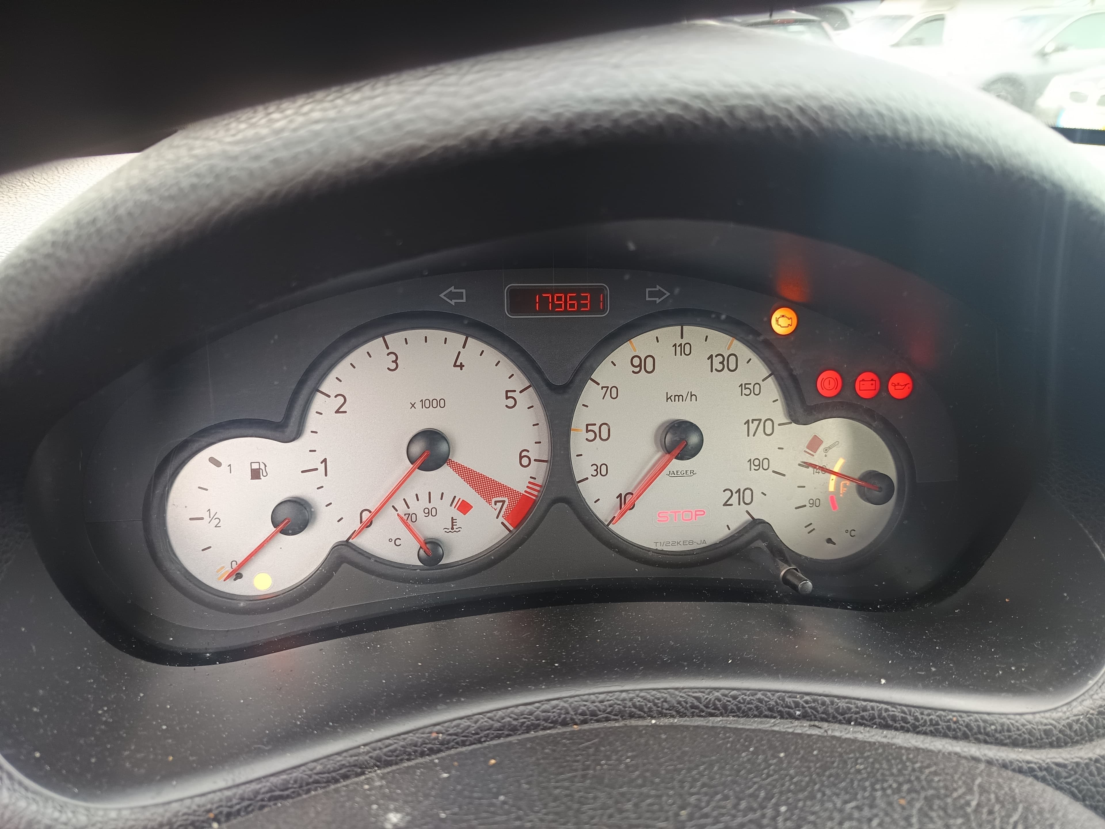 Peugeot 206 · Ano 2001 — imagem 35