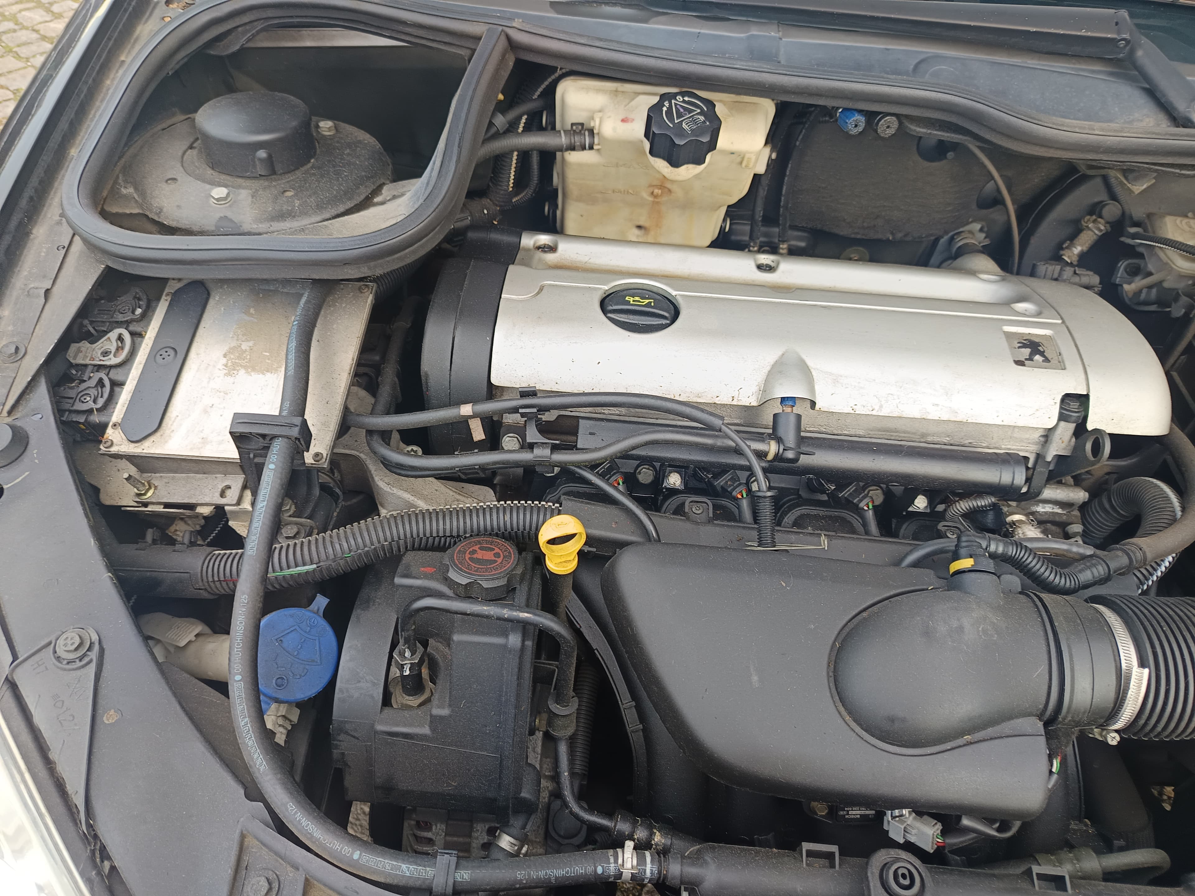Peugeot 206 · Ano 2001 — imagem 33