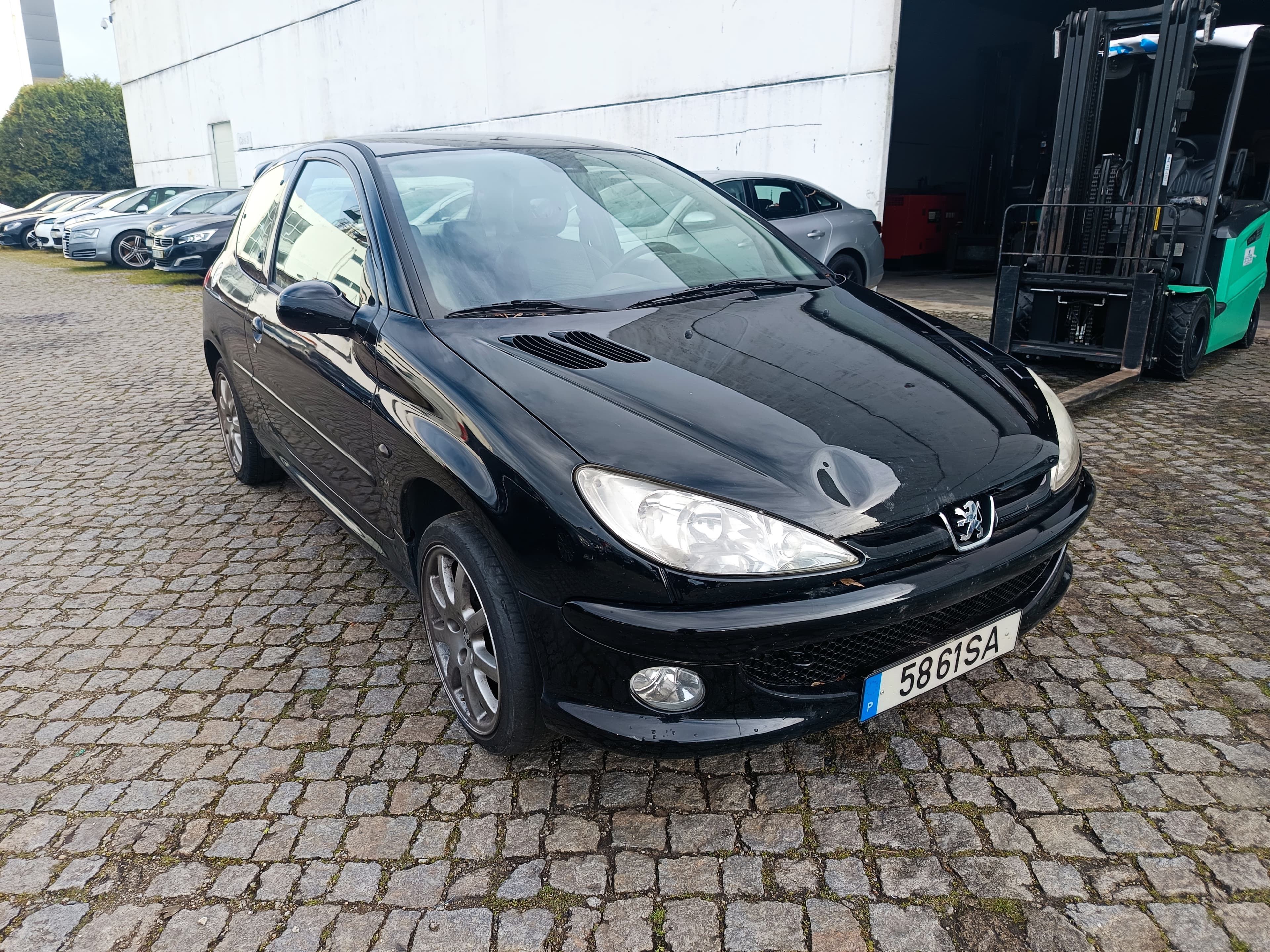 Peugeot 206 · Ano 2001 — imagem 3