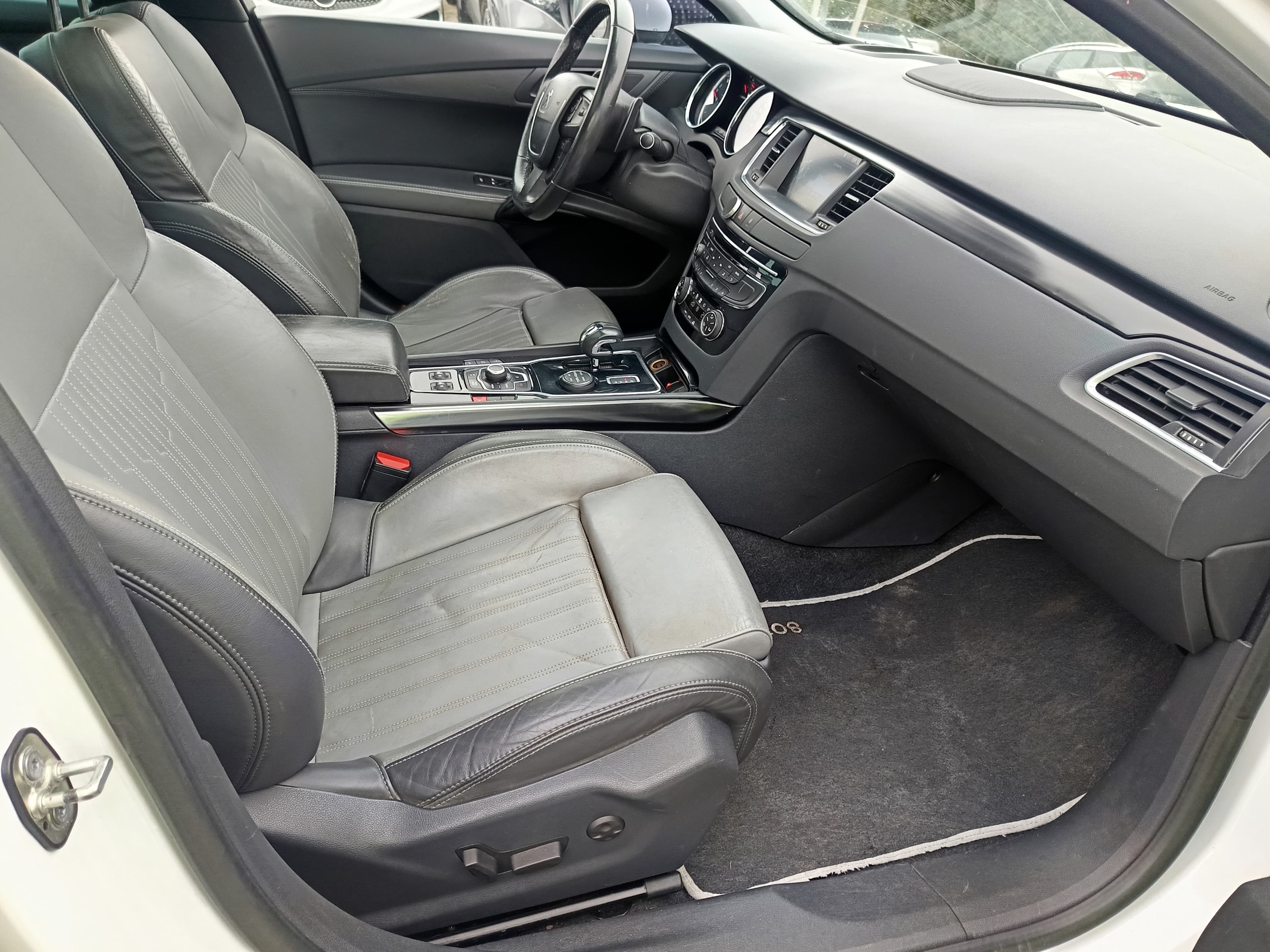 Peugeot 508 HDI 16 · Ano 2013 — imagem 31