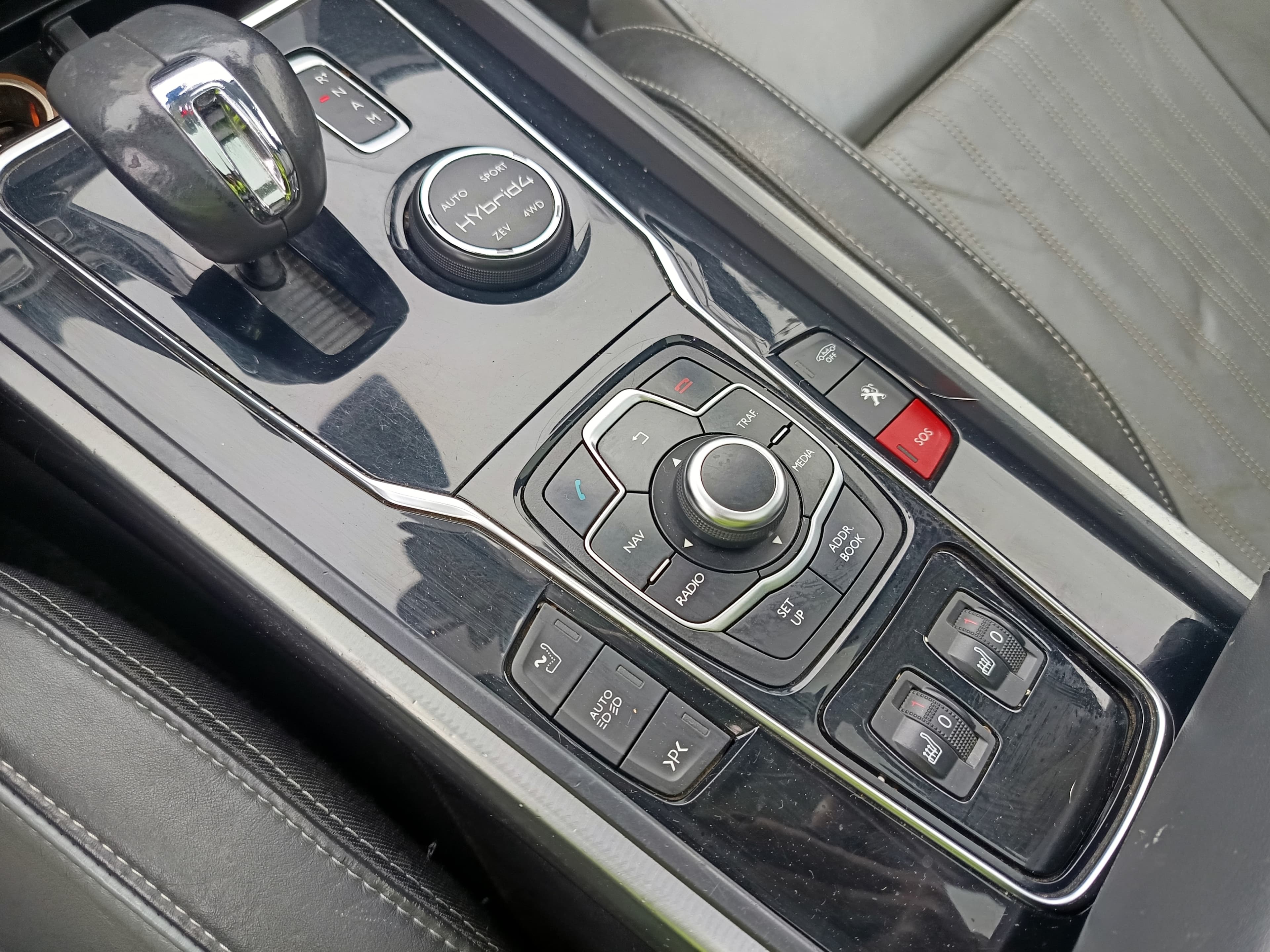 Peugeot 508 HDI 16 · Ano 2013 — imagem 46