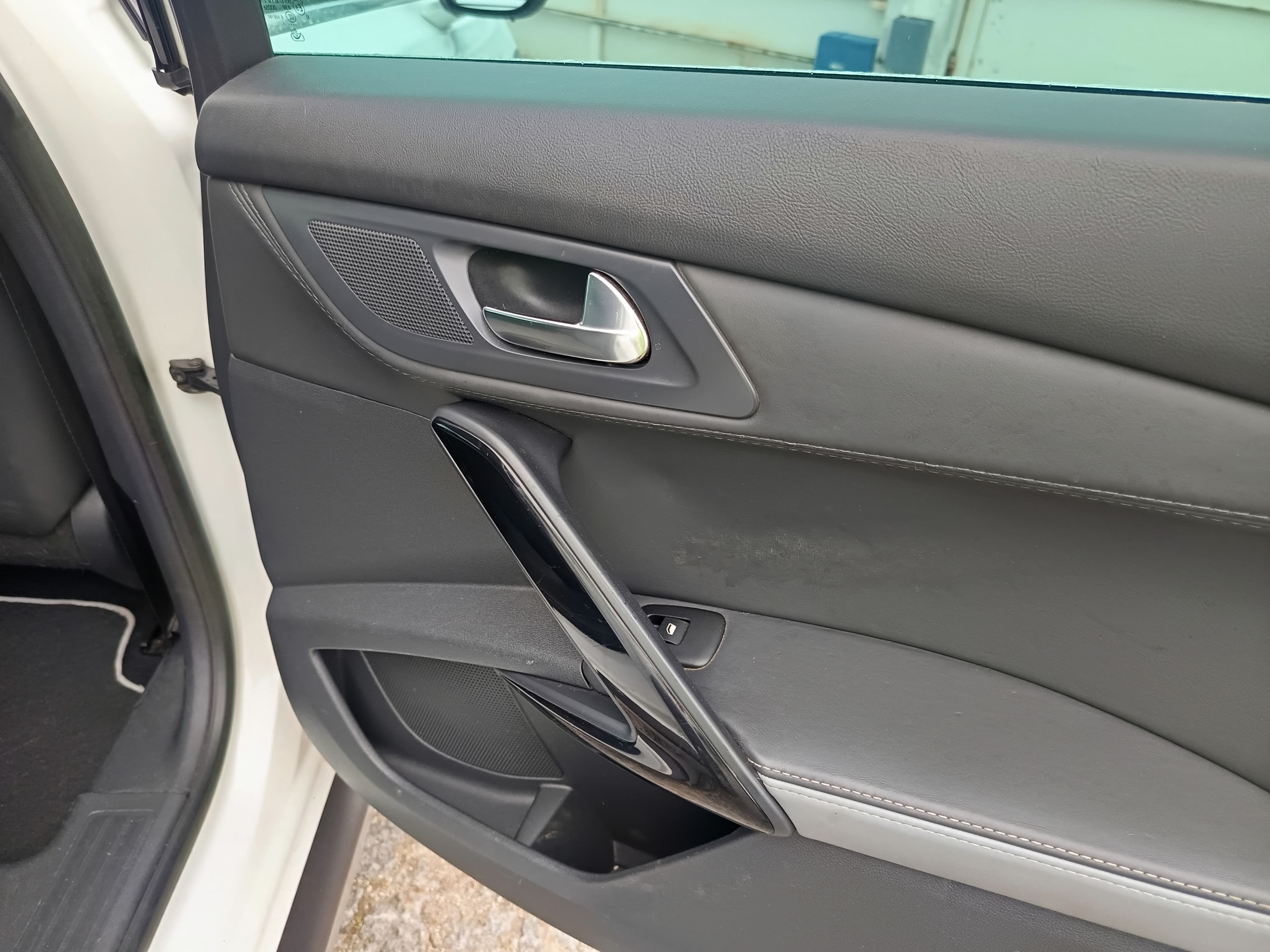 Peugeot 508 HDI 16 · Ano 2013 — imagem 27
