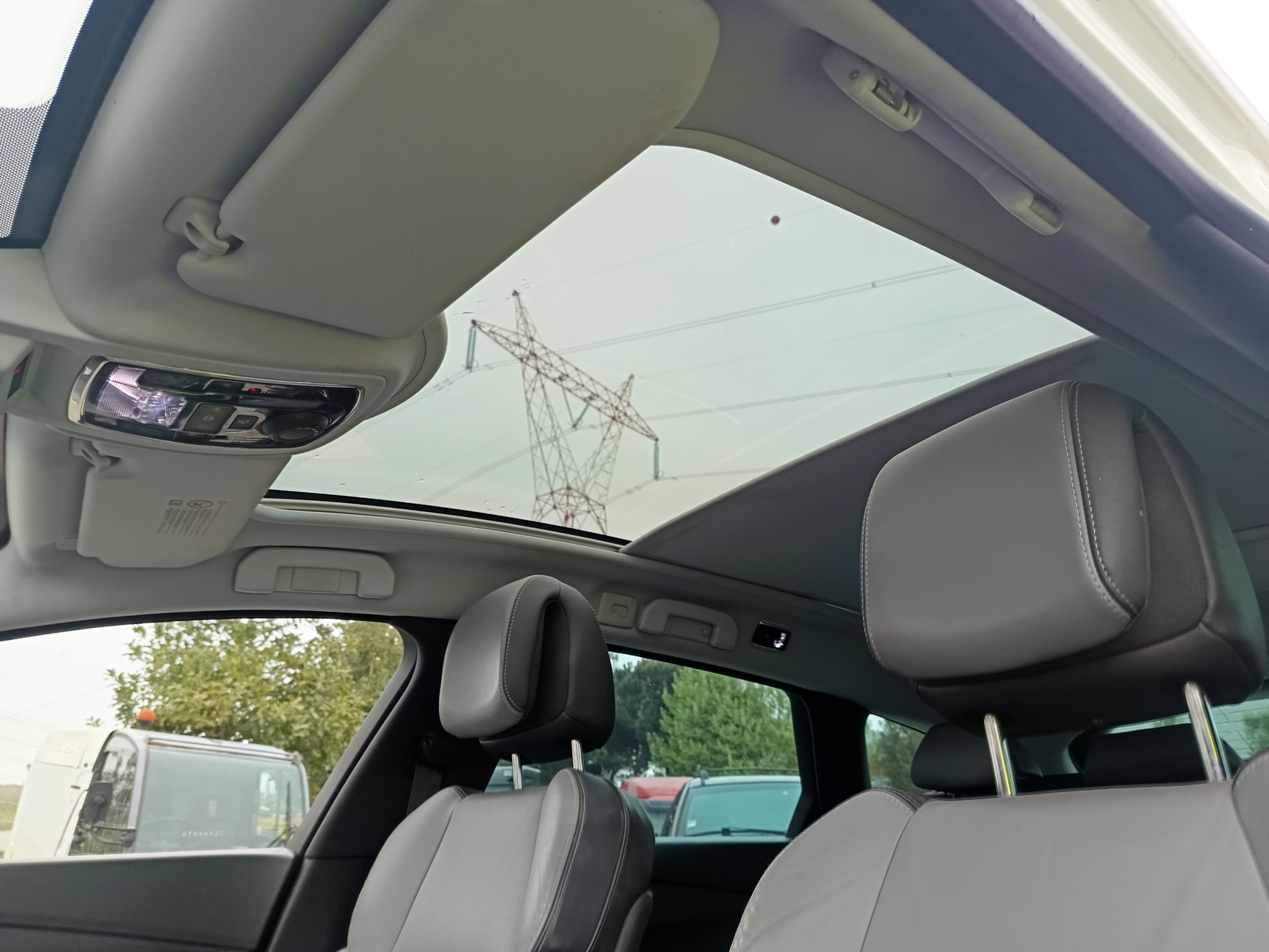 Peugeot 508 HDI 16 · Ano 2013 — imagem 40