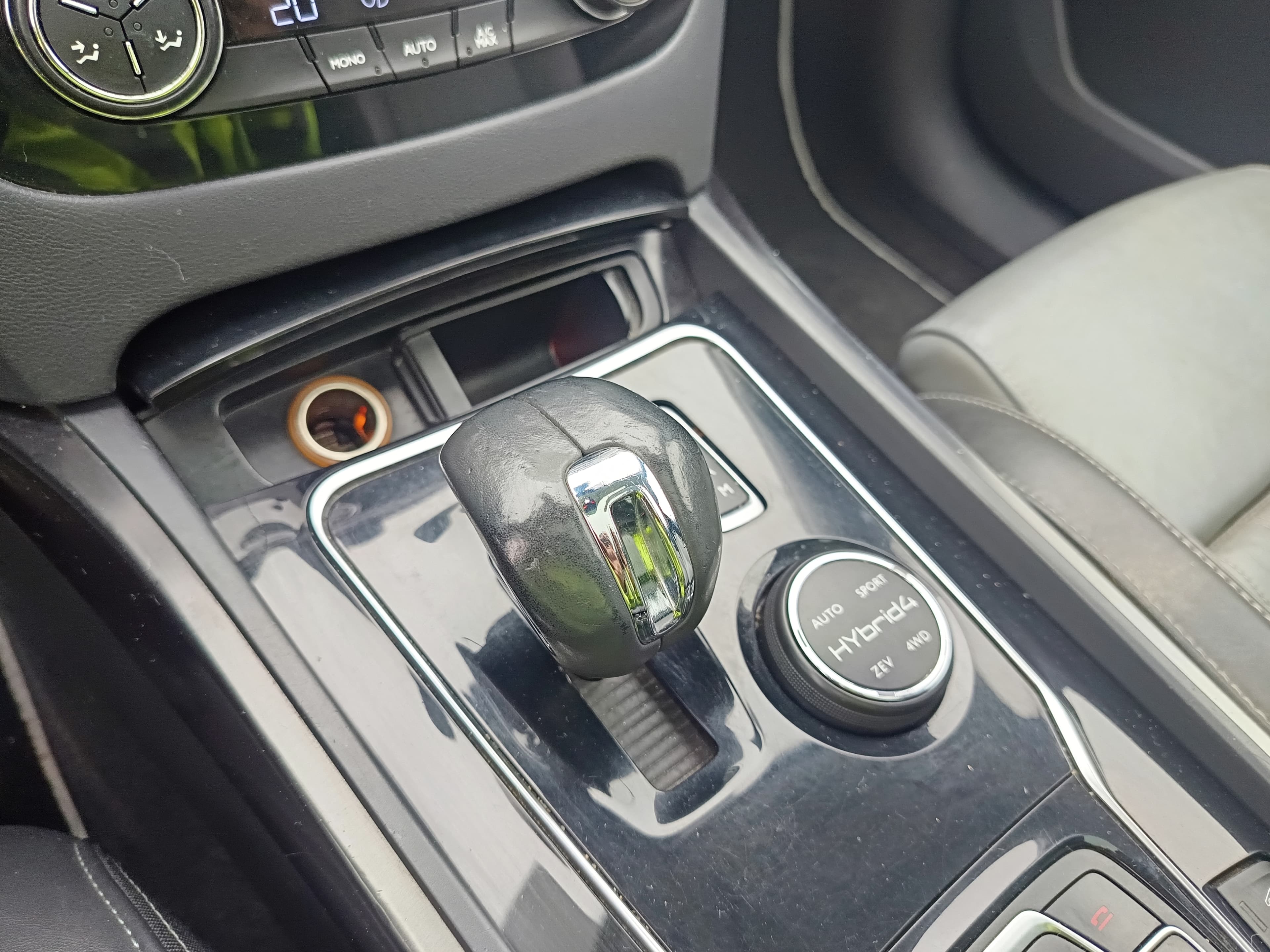 Peugeot 508 HDI 16 · Ano 2013 — imagem 45