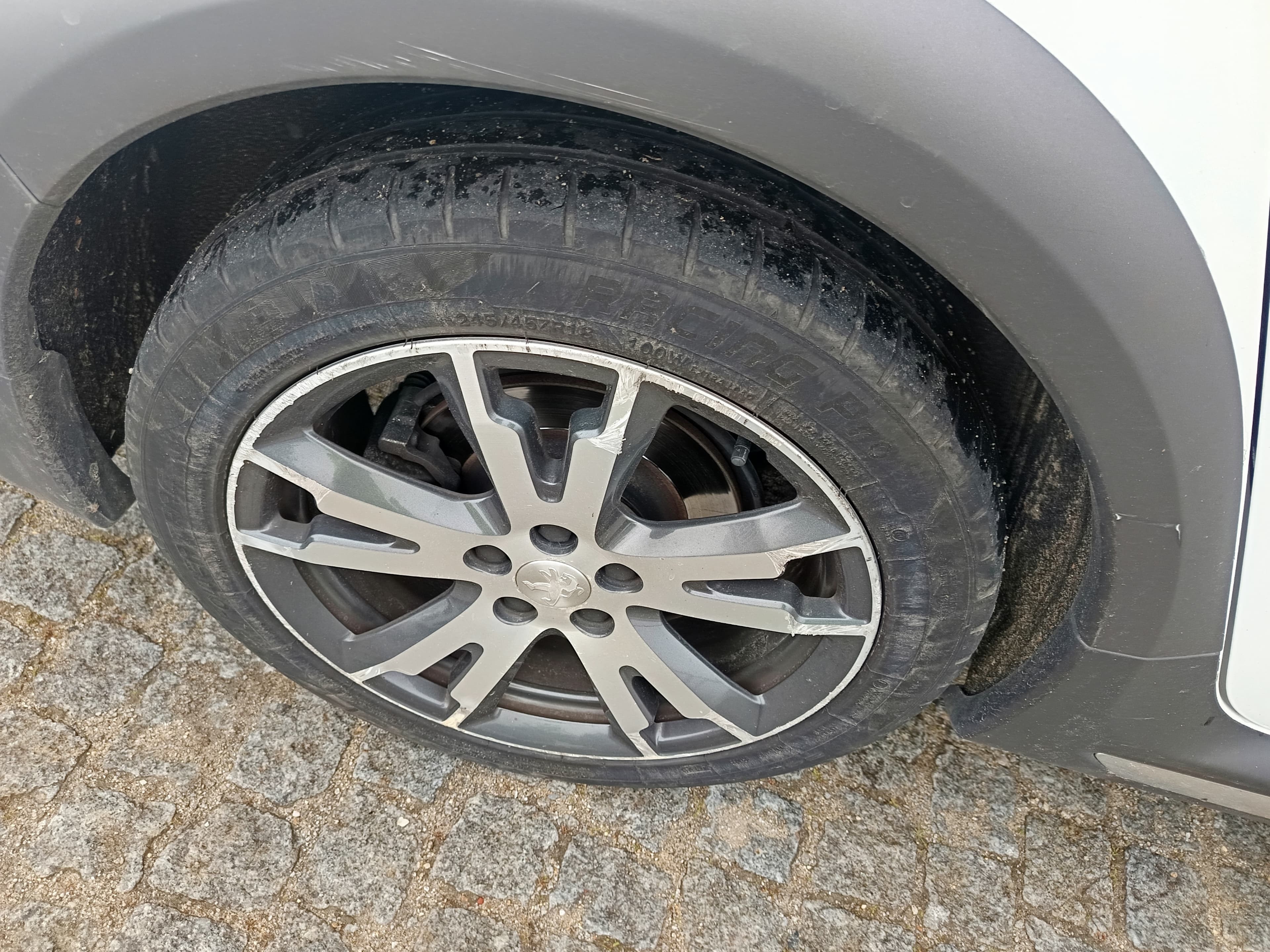 Peugeot 508 HDI 16 · Ano 2013 — imagem 11