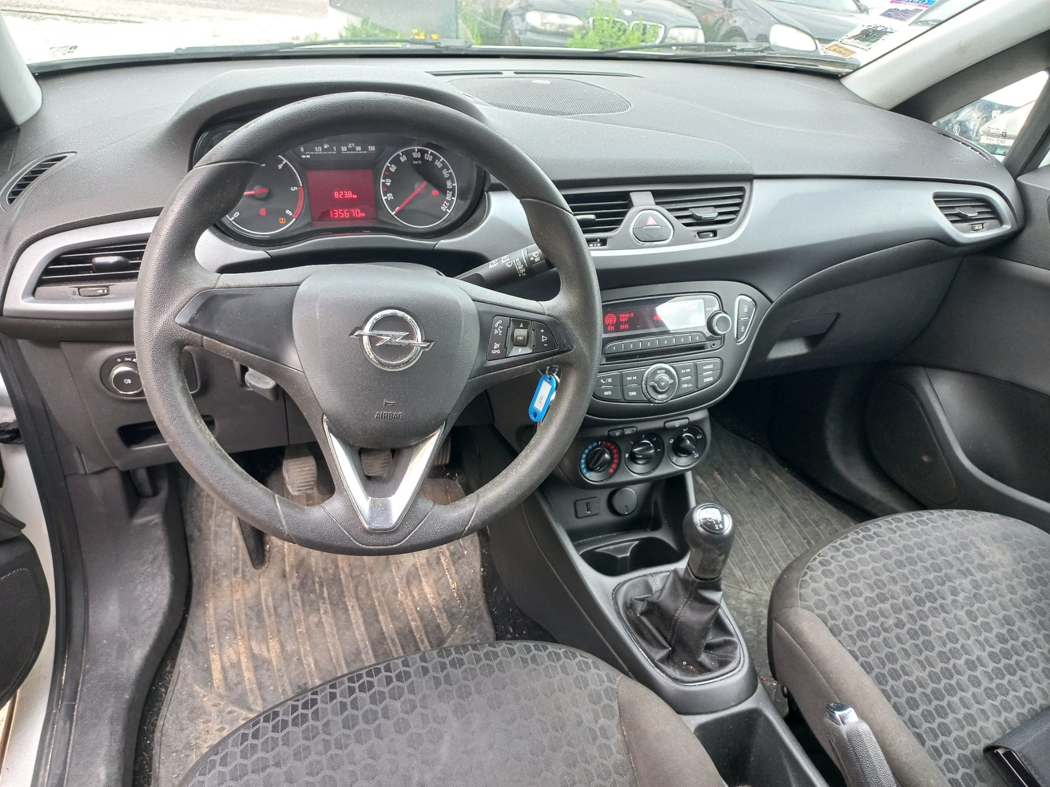 Opel Corsa · Ano 2016 — imagem 22