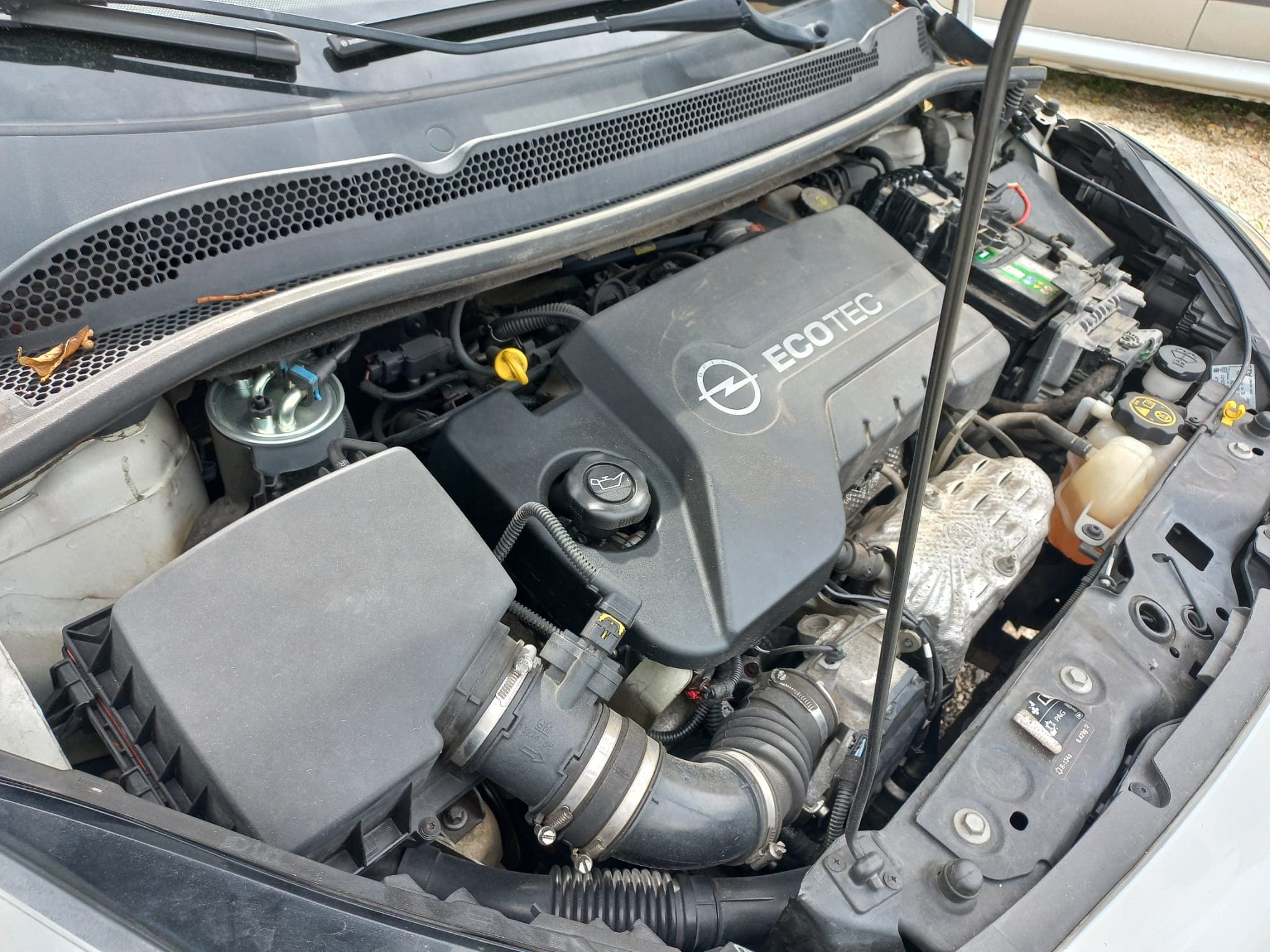 Opel Corsa · Ano 2016 — imagem 17
