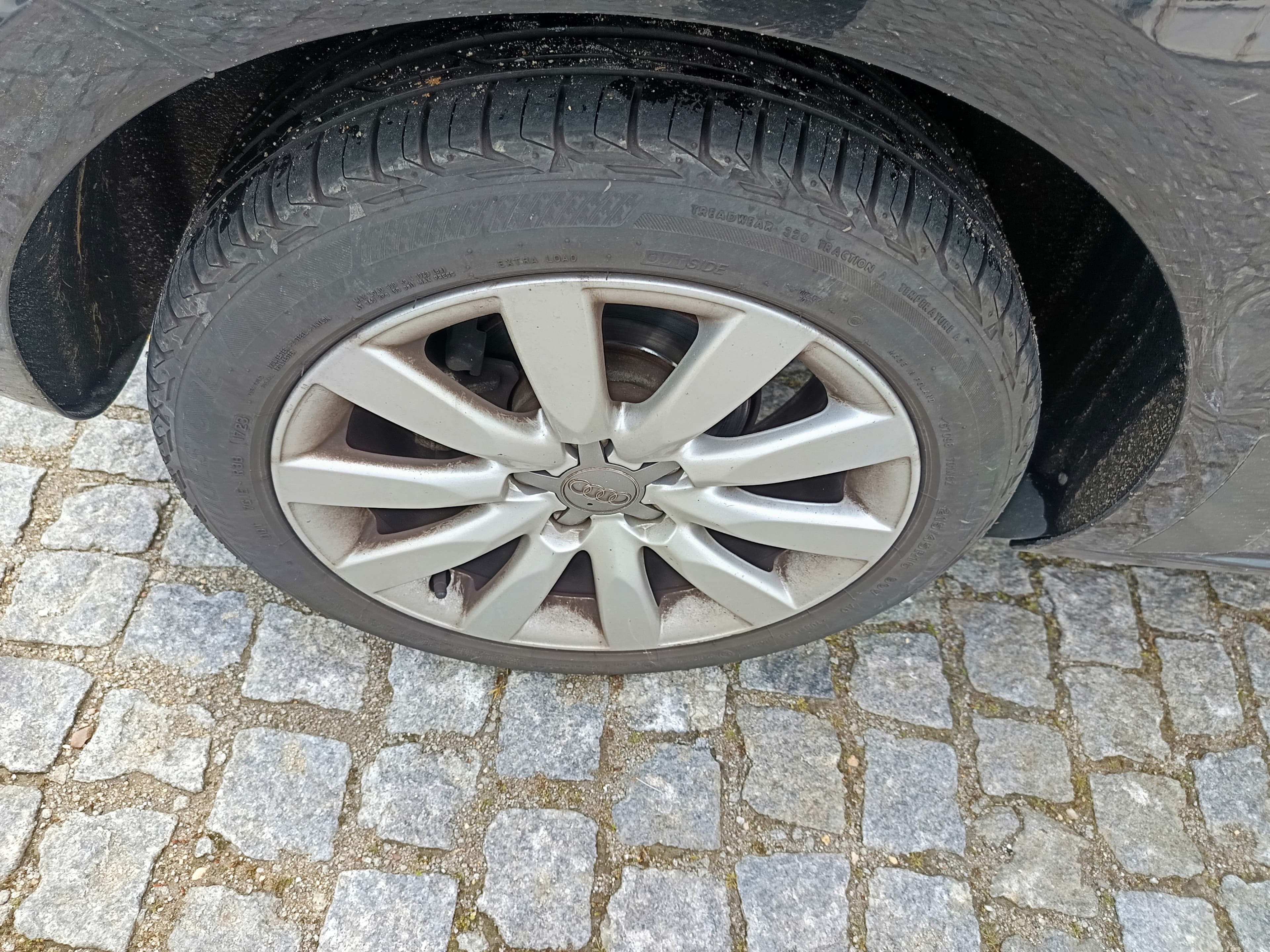 Audi A1 · Ano 2011 — imagem 8
