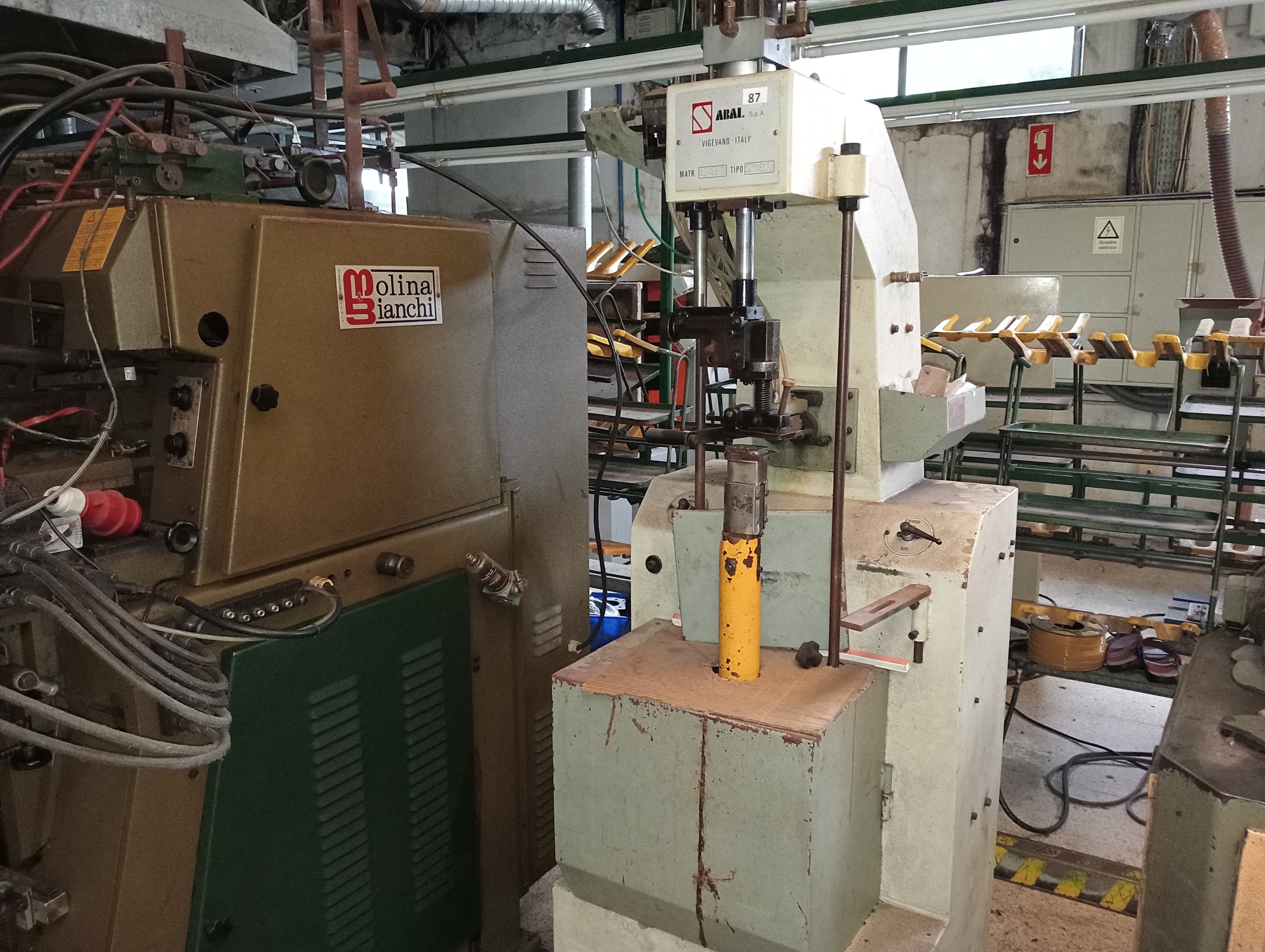 Máquina de Calcanheiras, Coser solas e Pregar saltos — imagem 8