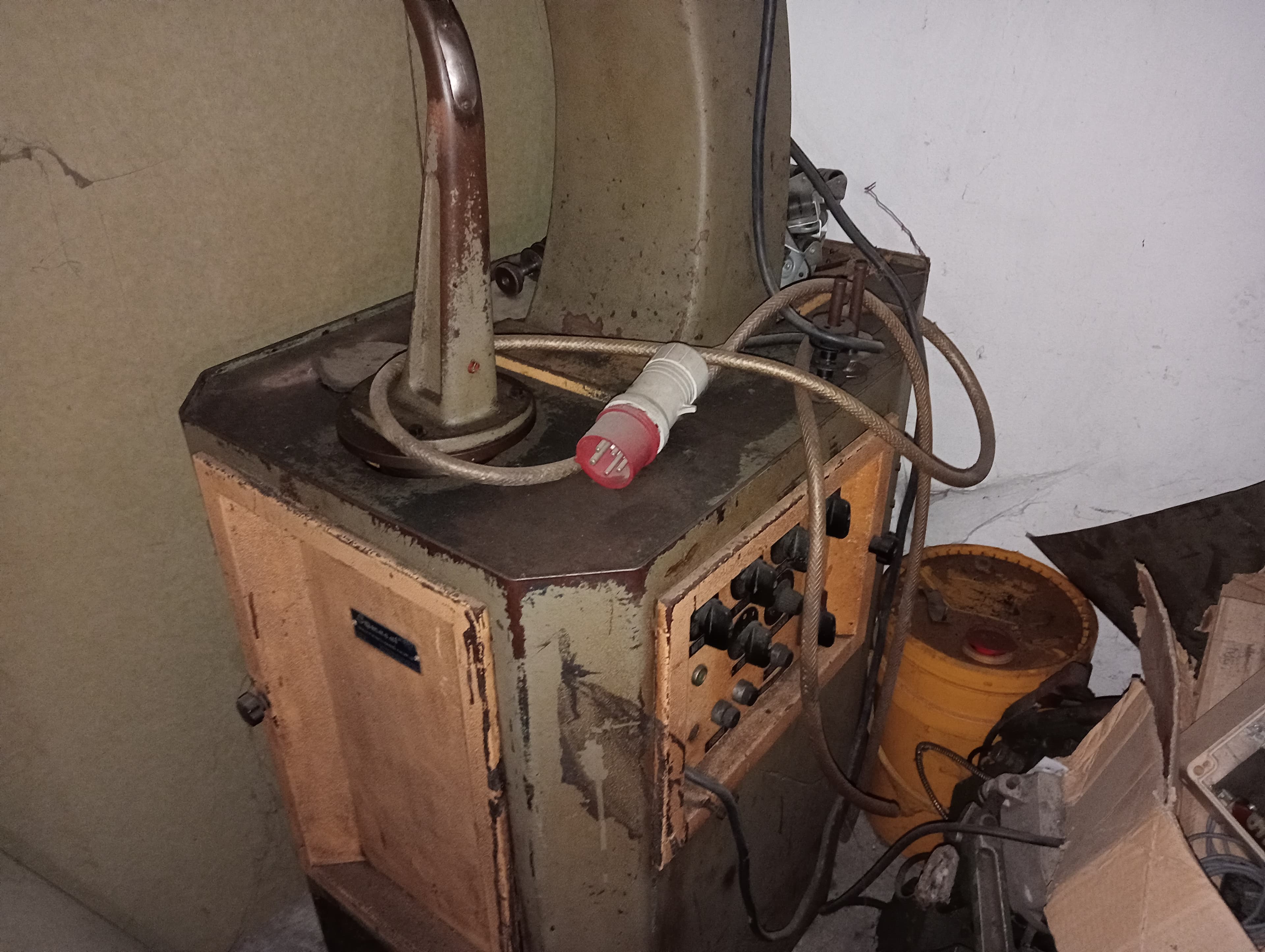 Máquina de Calcanheiras, Coser solas e Pregar saltos — imagem 6