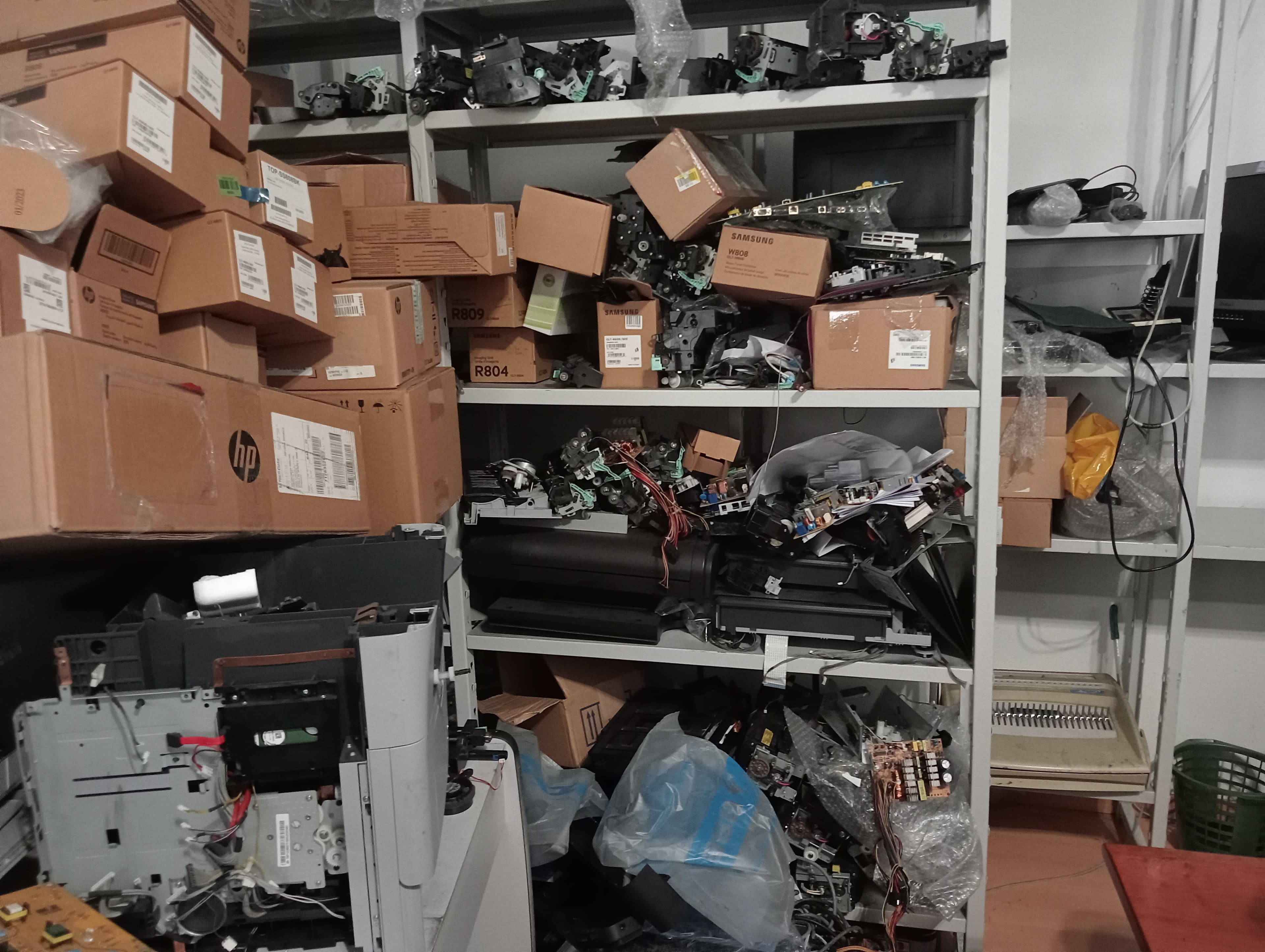 Equipamento de Escritório — imagem 13