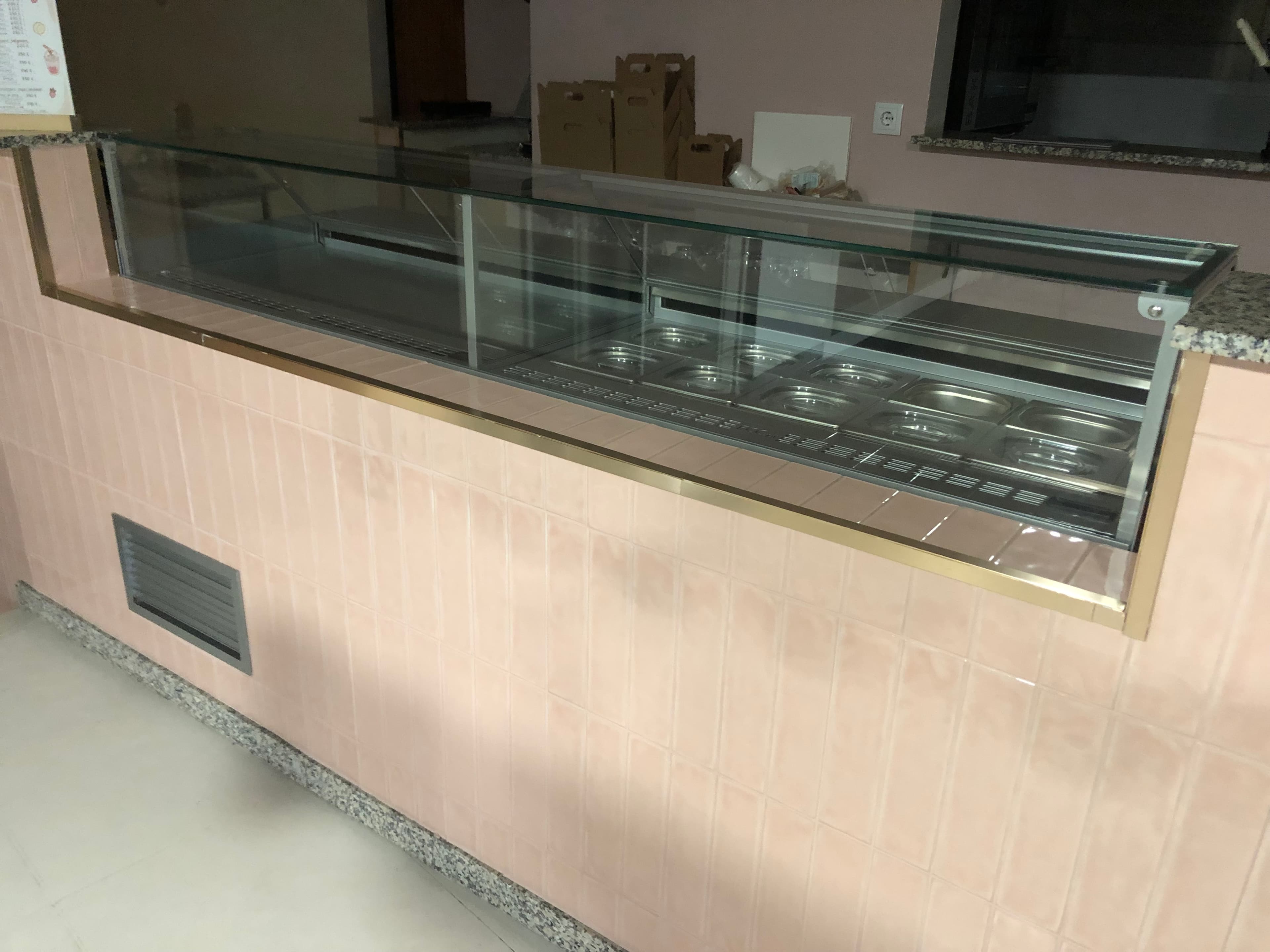 Vitrine Refrigerada FCC — imagem 4