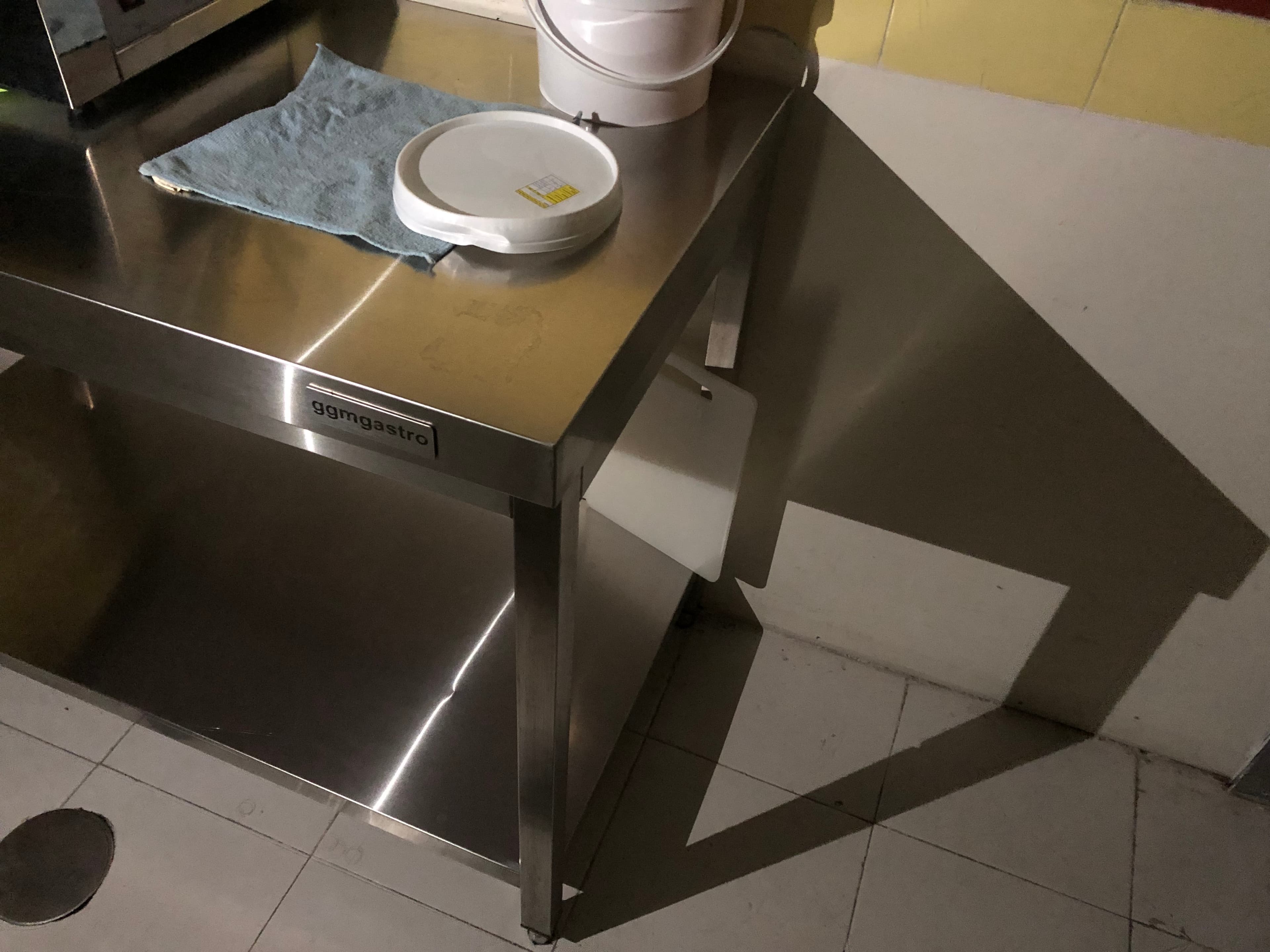 Table en inox — image 4