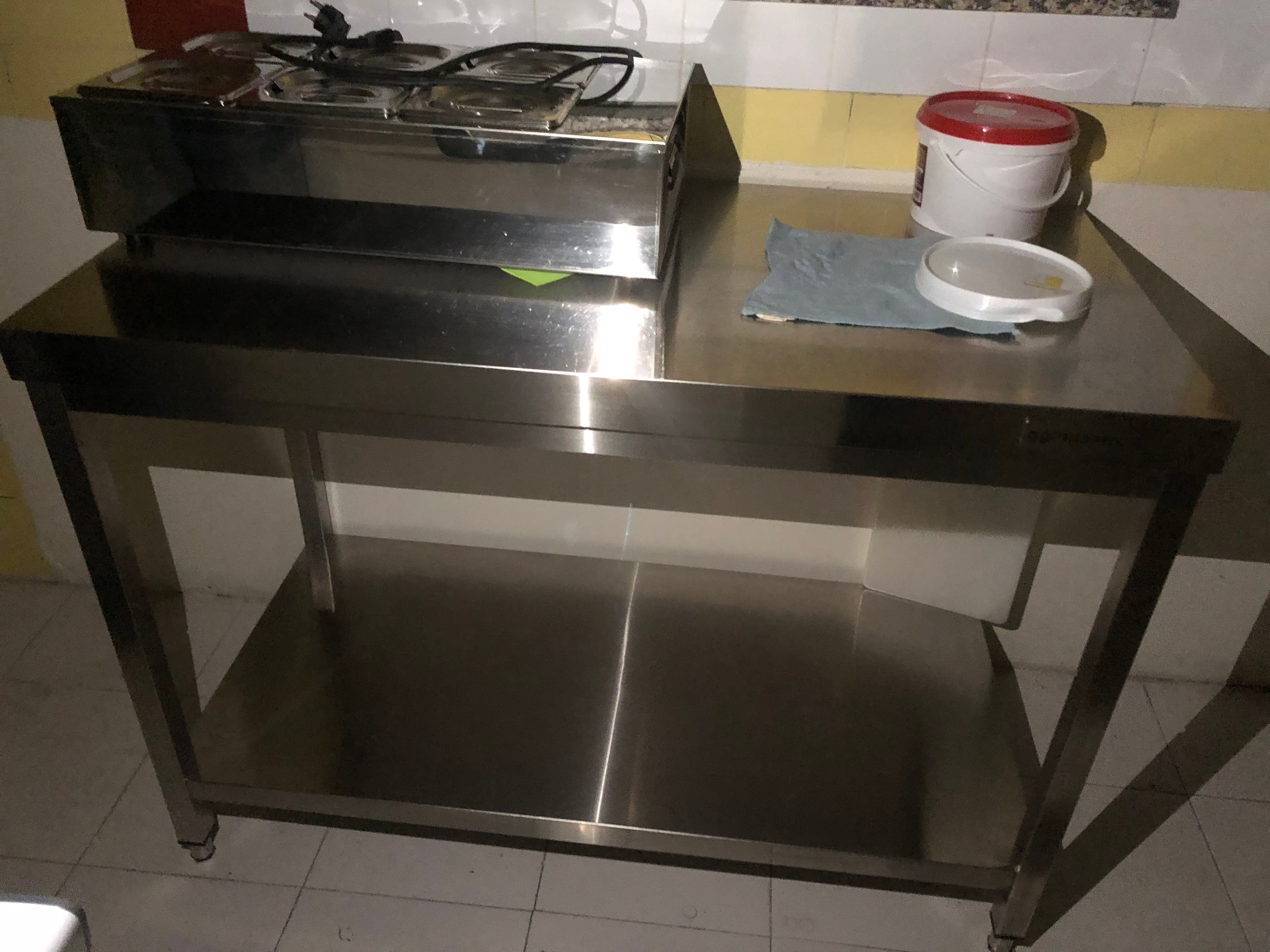 Table en inox — image 3