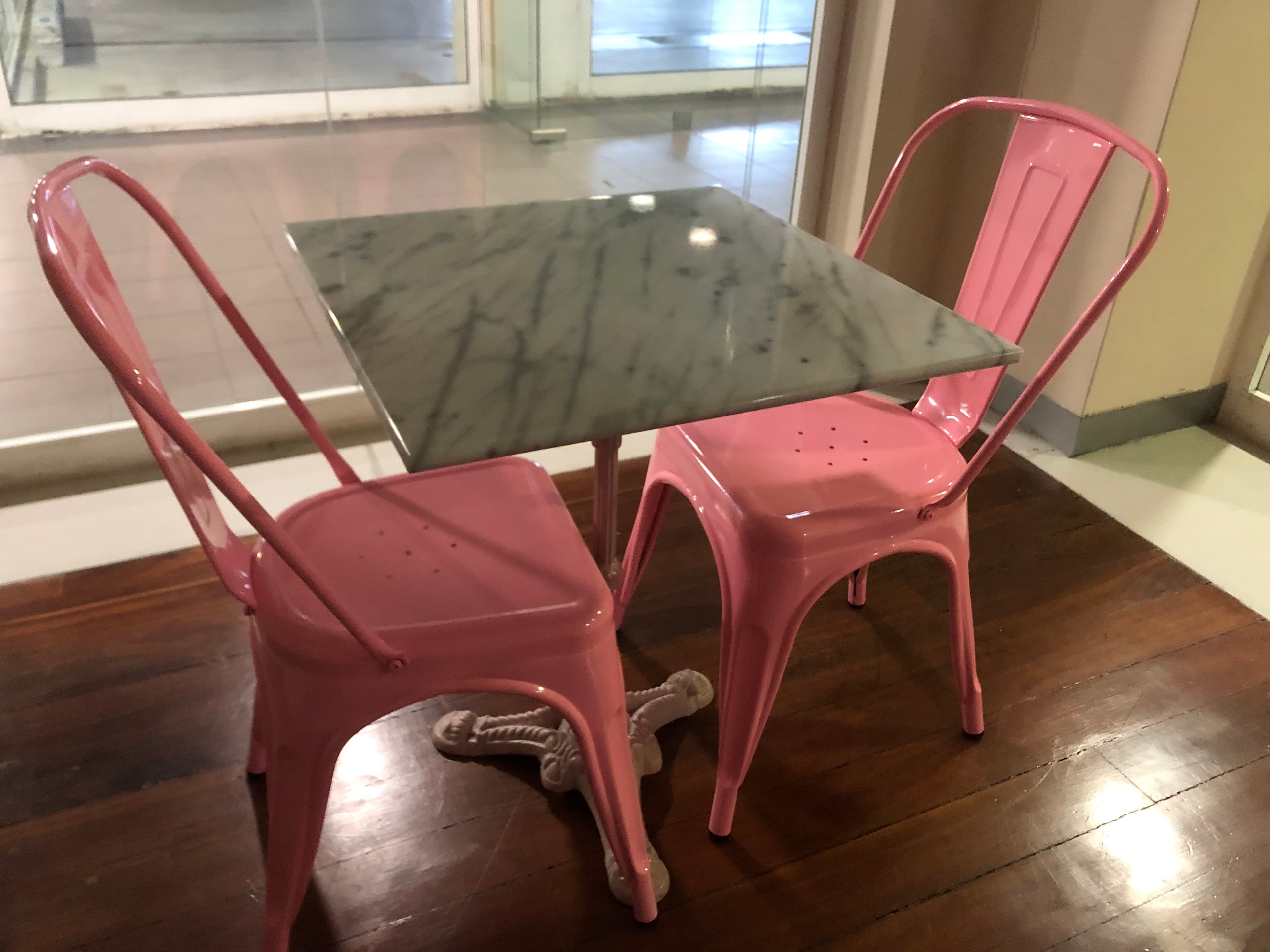 Chaises — image 2