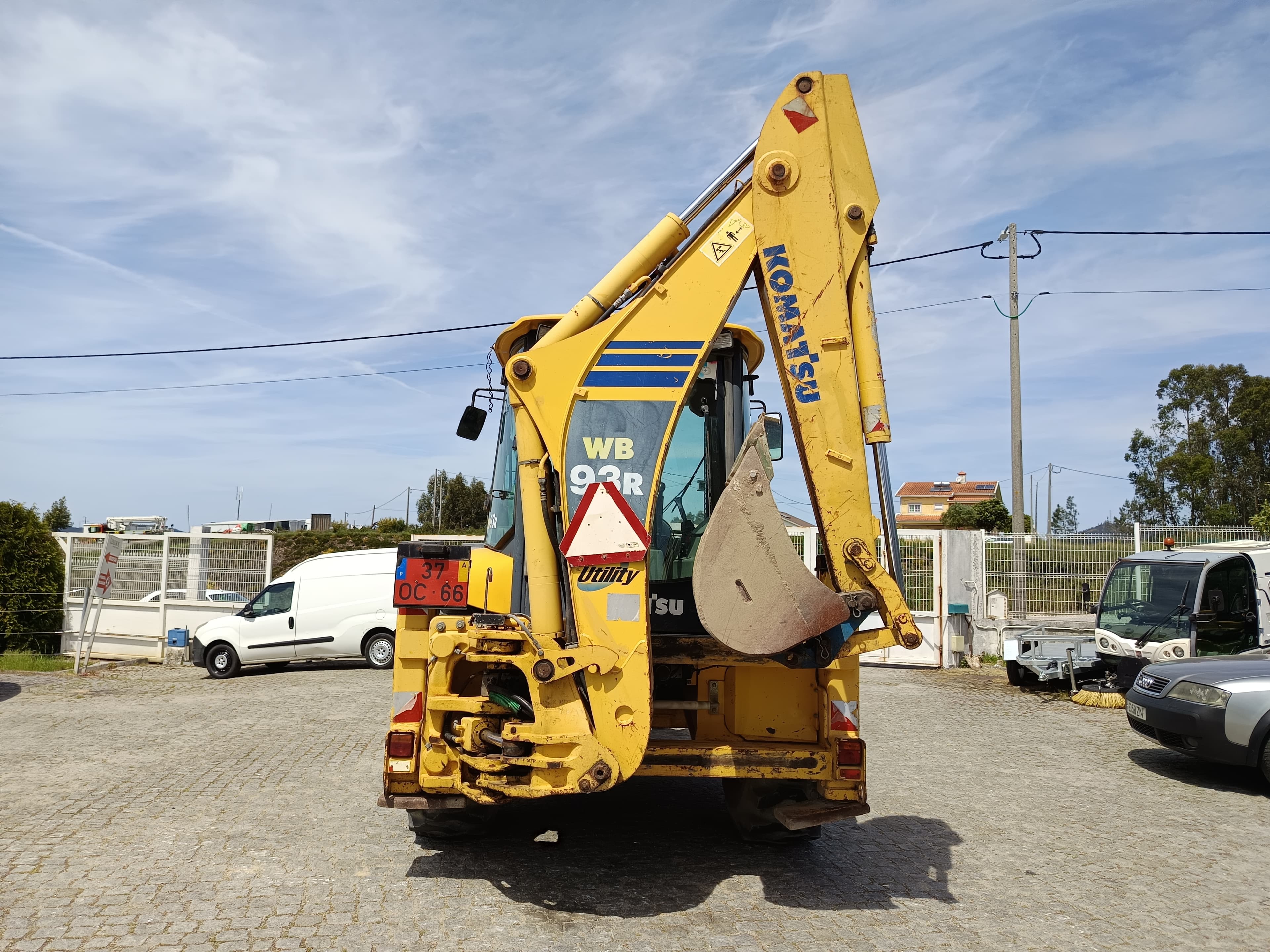 Retroescavadora Komatsu · Ano 2008 — imagem 5