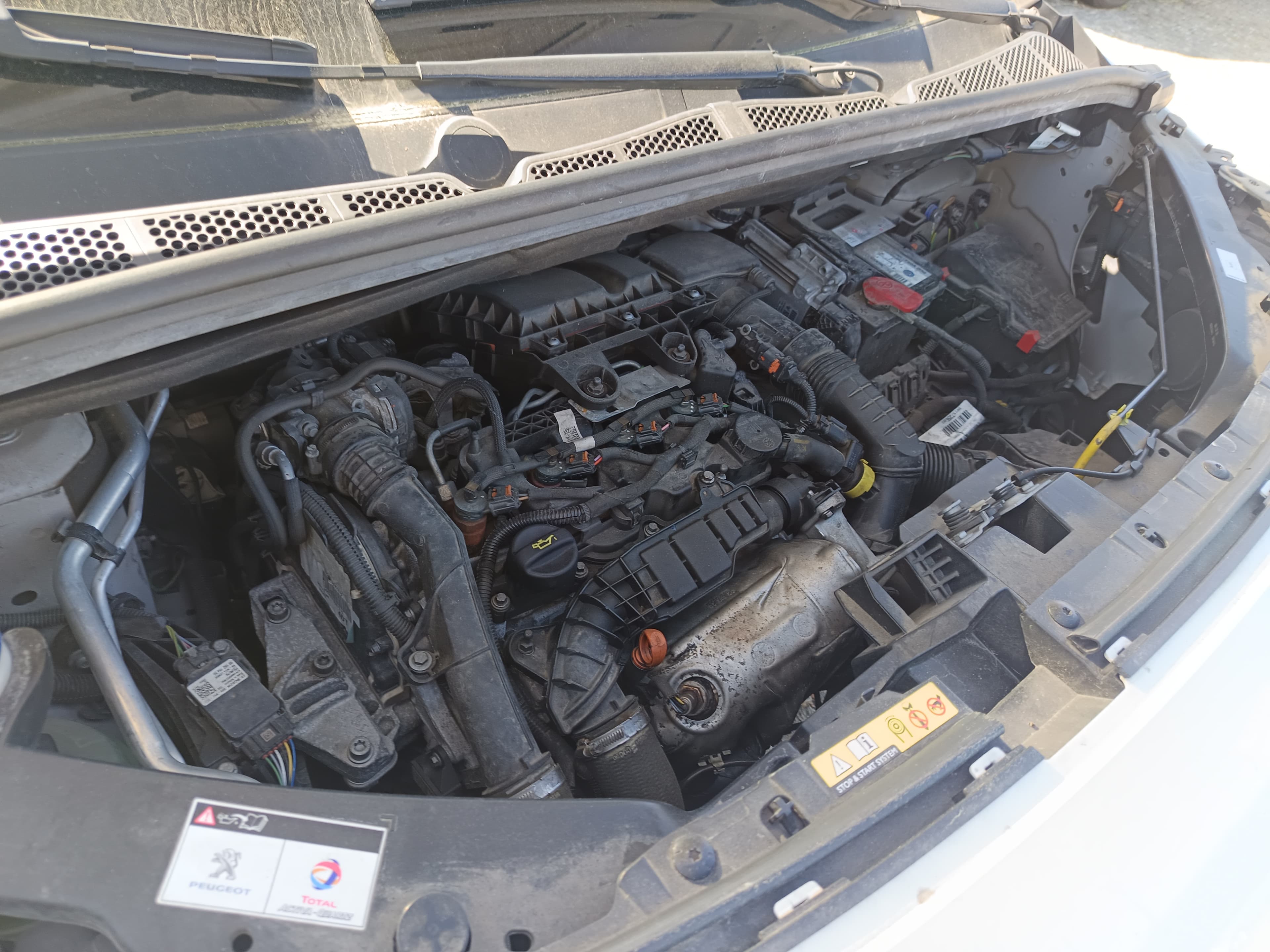 Peugeot Partner 1.5 BlueHDi · Ano 2020 — imagem 14