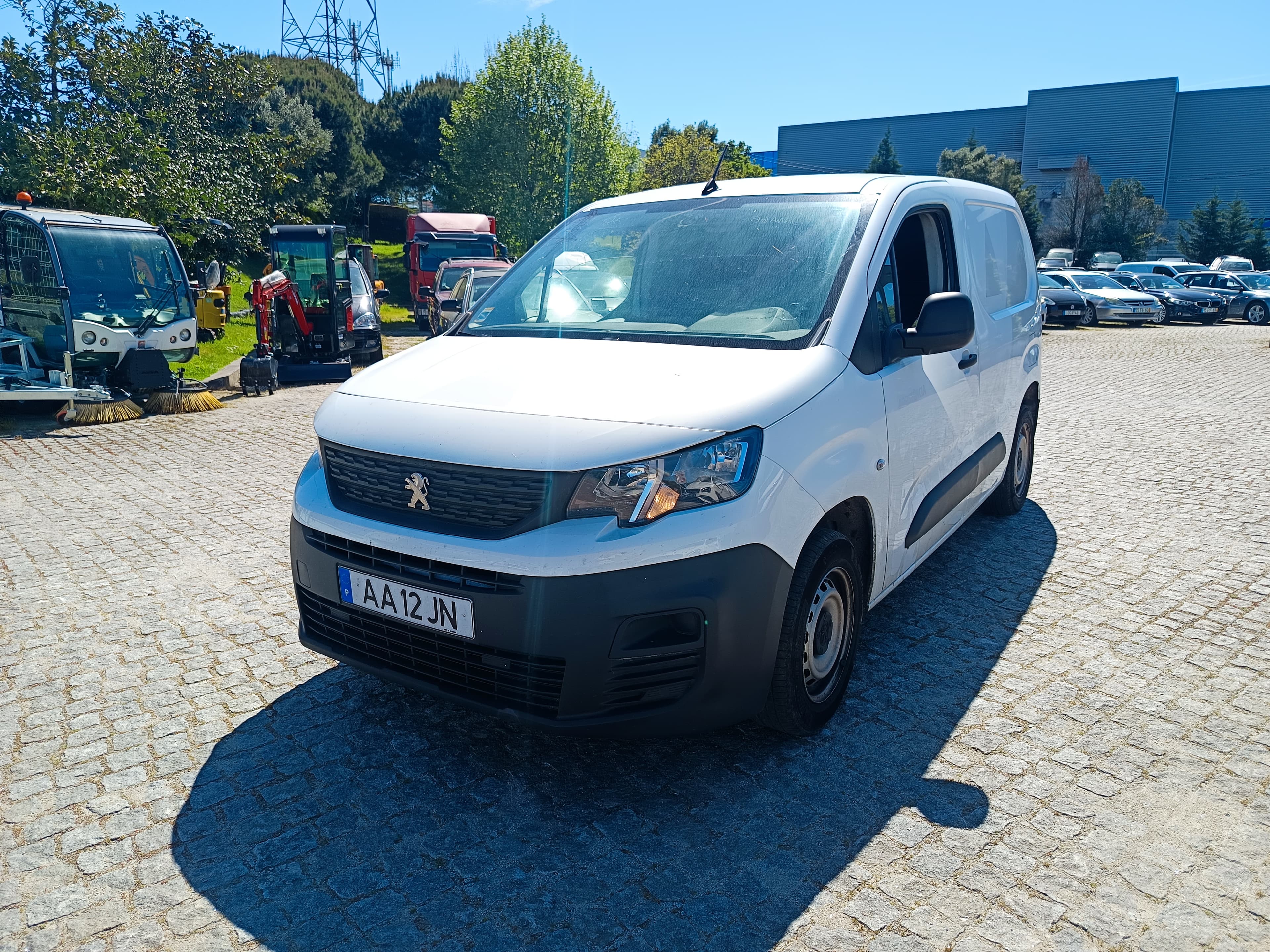 Peugeot Partner 1.5 BlueHDi · Ano 2020 — imagem 1