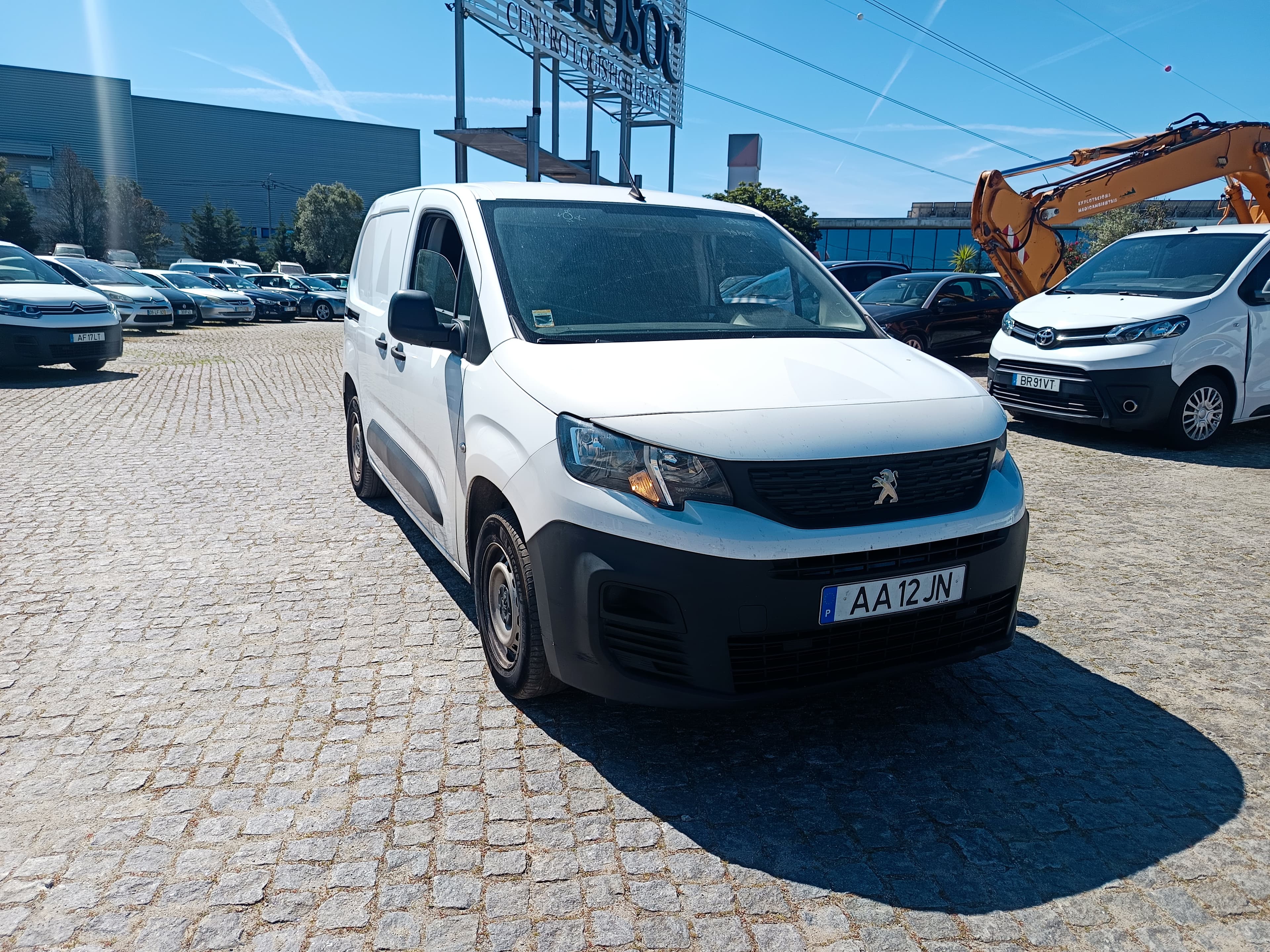 Peugeot Partner 1.5 BlueHDi · Ano 2020 — imagem 3