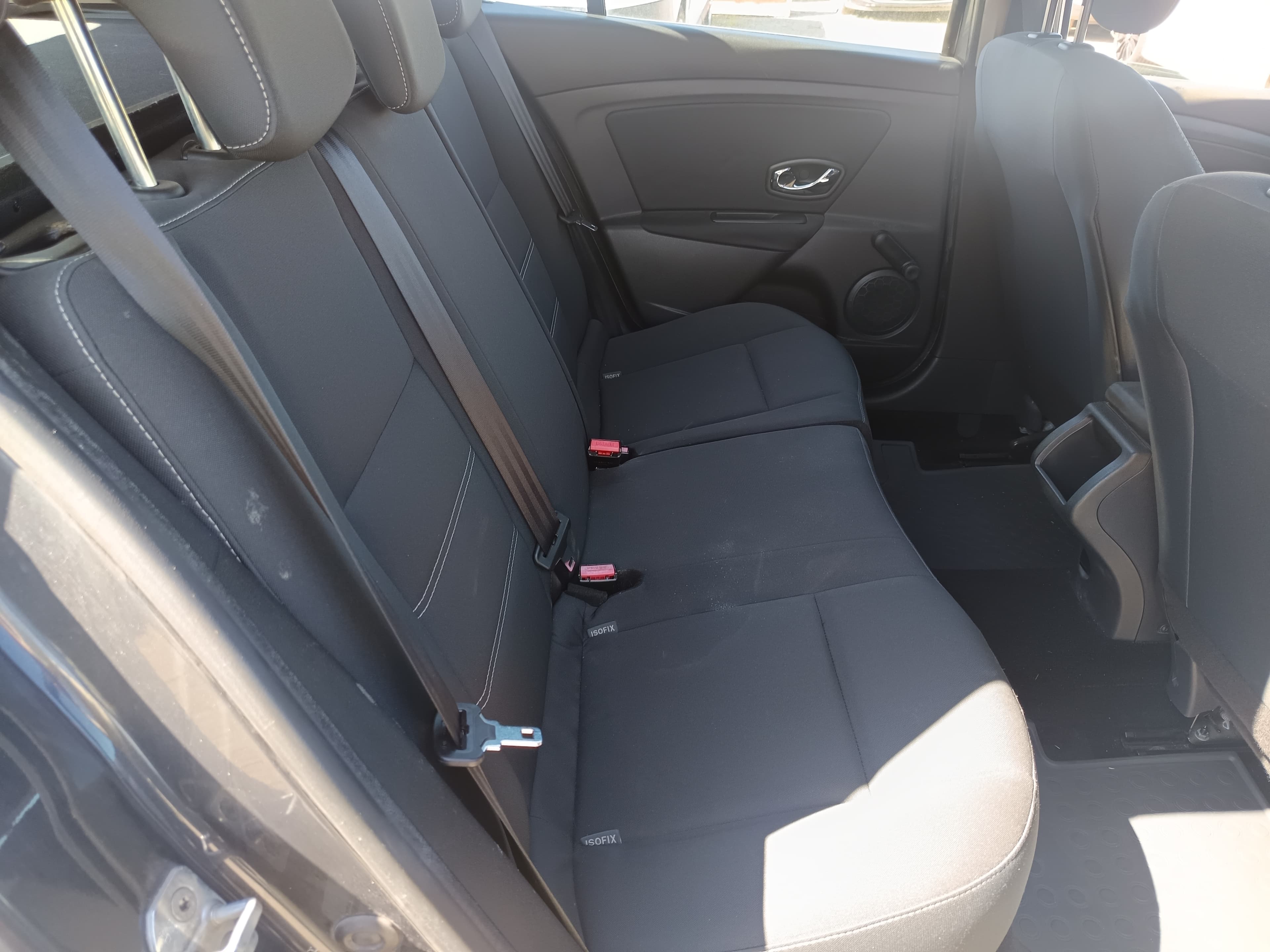 Renault Mégane 1.5 dCi · Ano 2014 — imagem 22