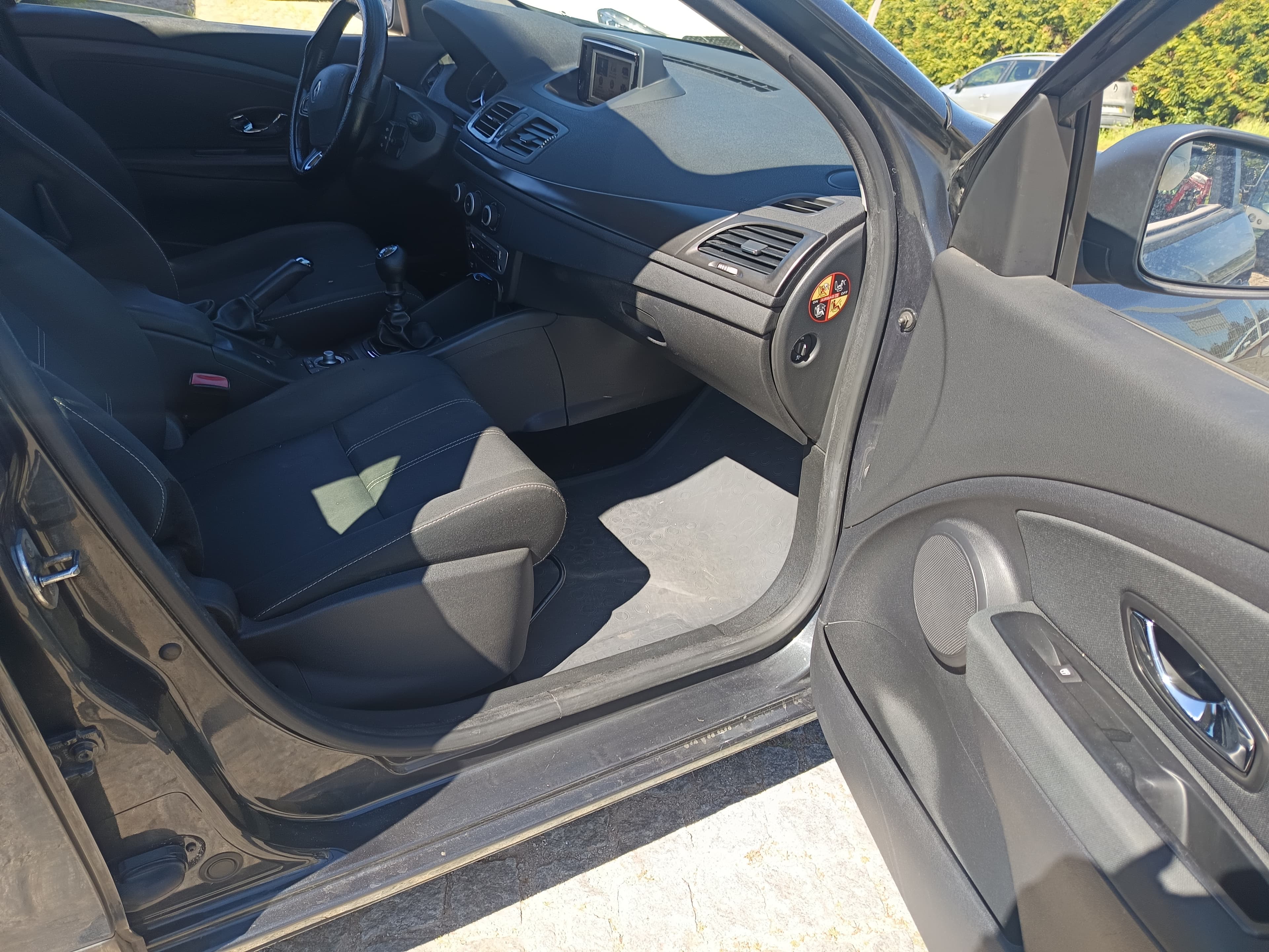 Renault Mégane 1.5 dCi · Ano 2014 — imagem 24