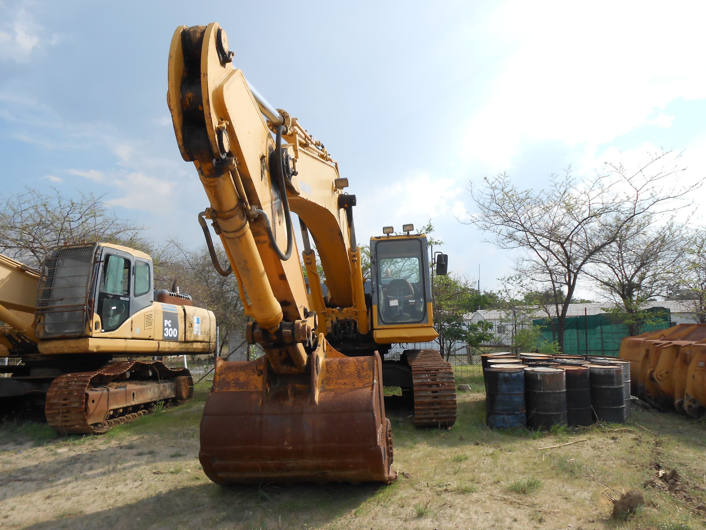 Excavator 35t — image 4