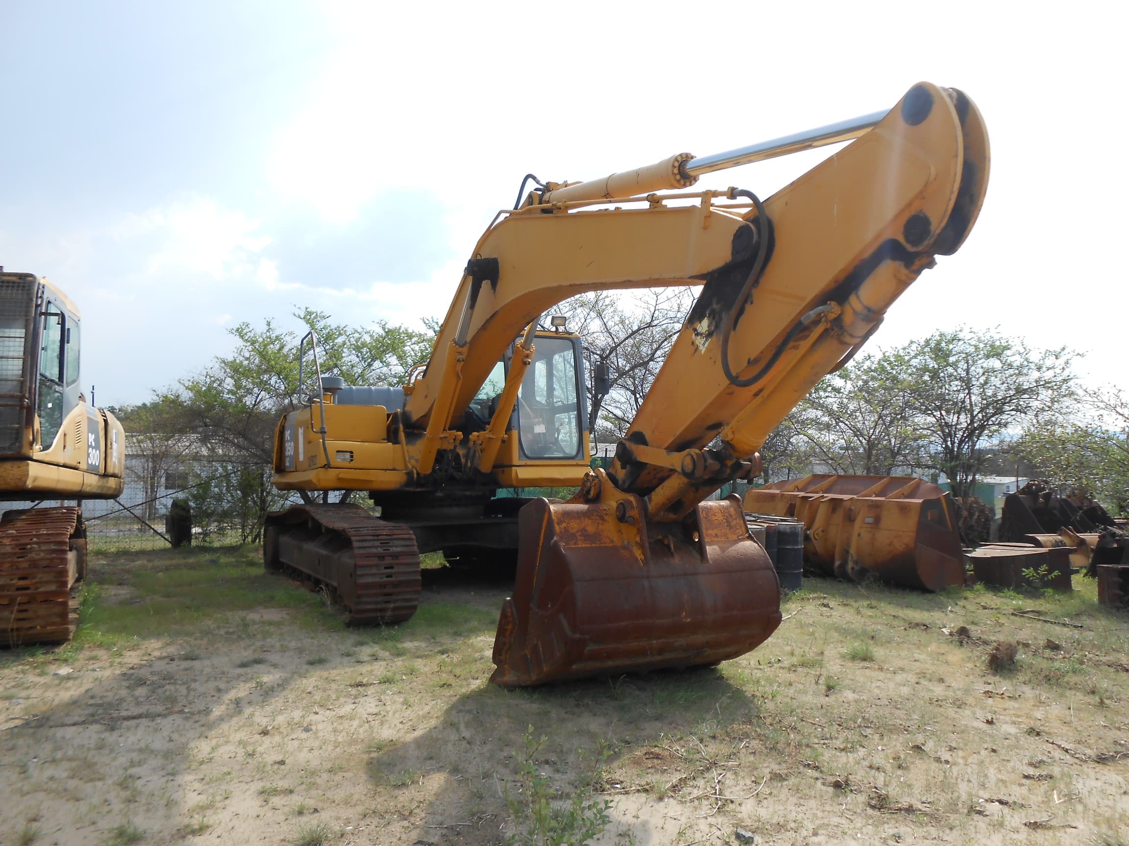 Excavator 35t — image 3