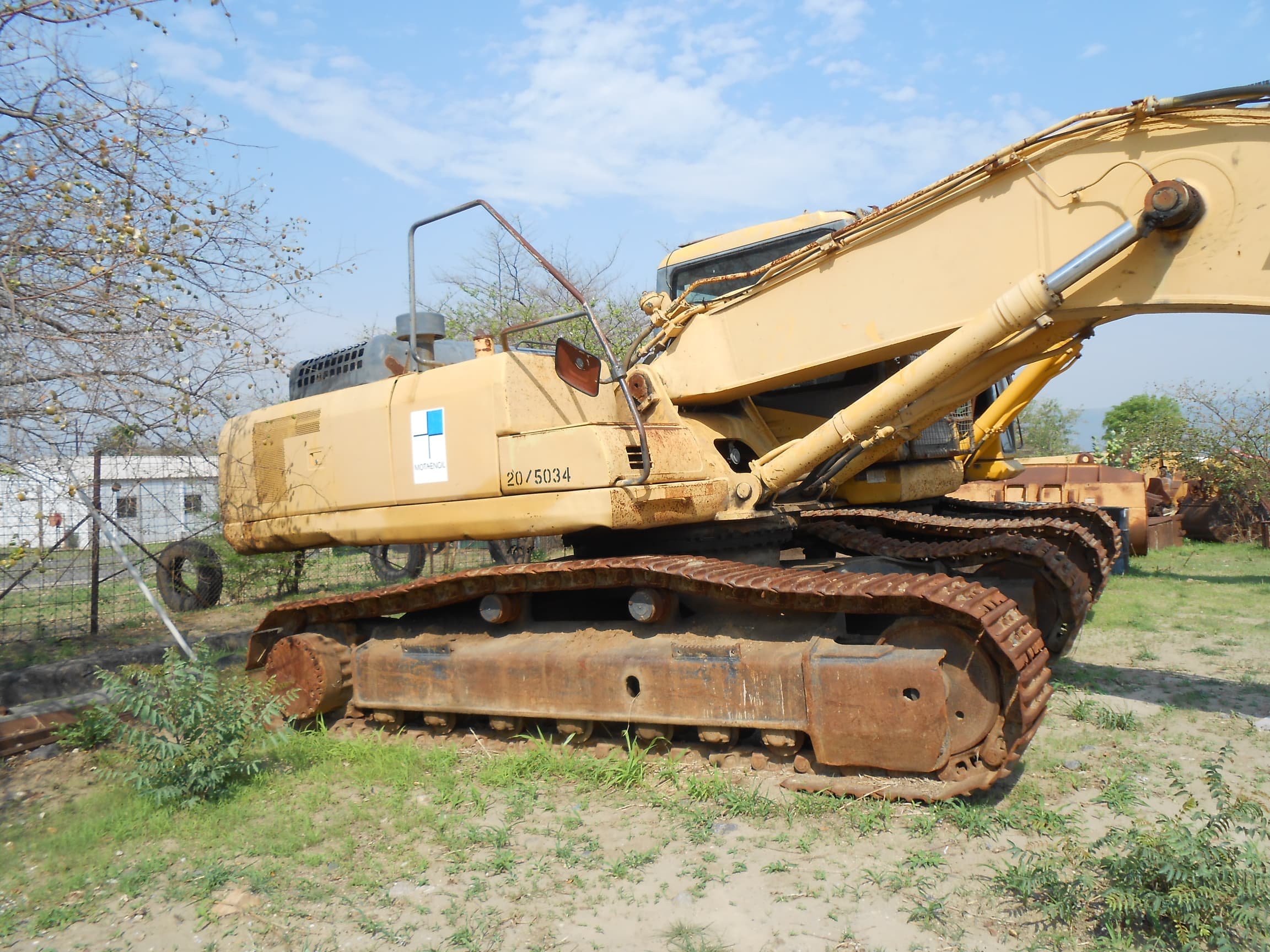 Excavator 30t — image 5